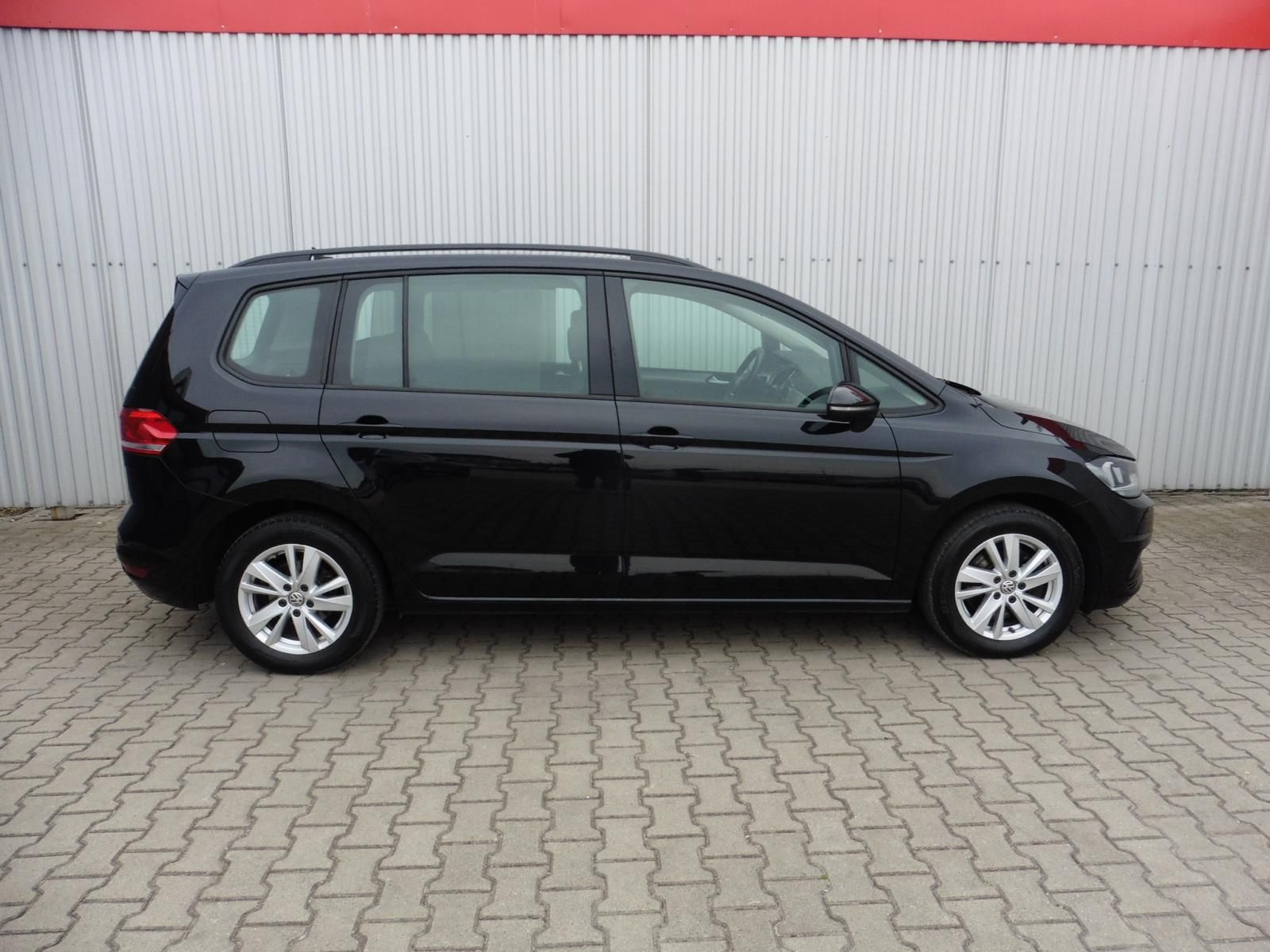 Volkswagen Touran, 2.0 TDi Highline Navi - fotka 5