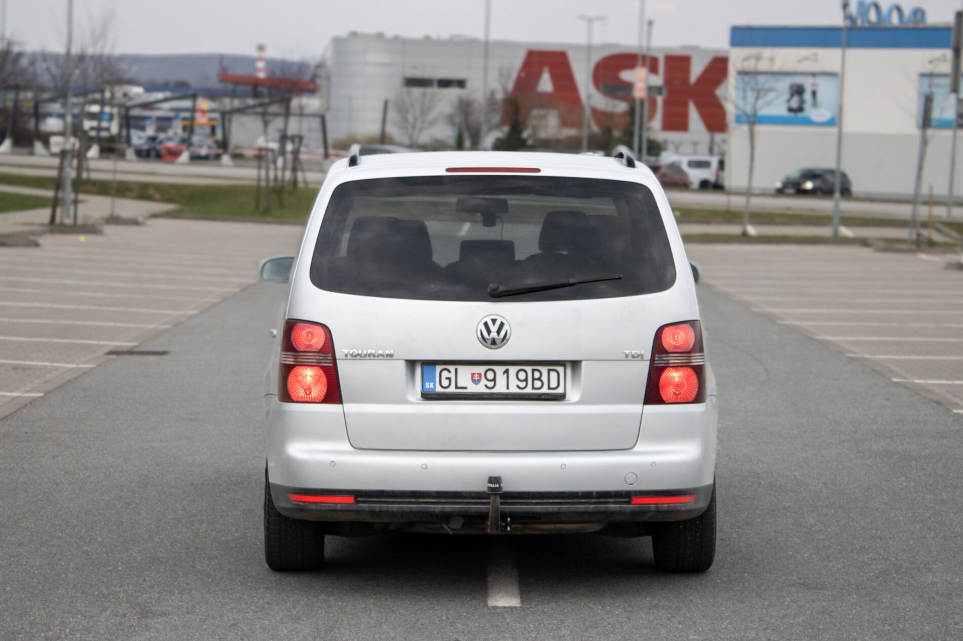 Volkswagen Touran - fotka 6