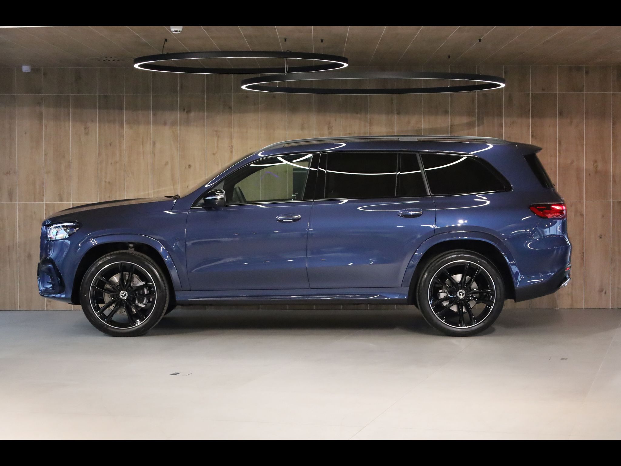 Mercedes-Benz GLS, 450 d 4MATIC, E - BODY CONTROL - fotka 3