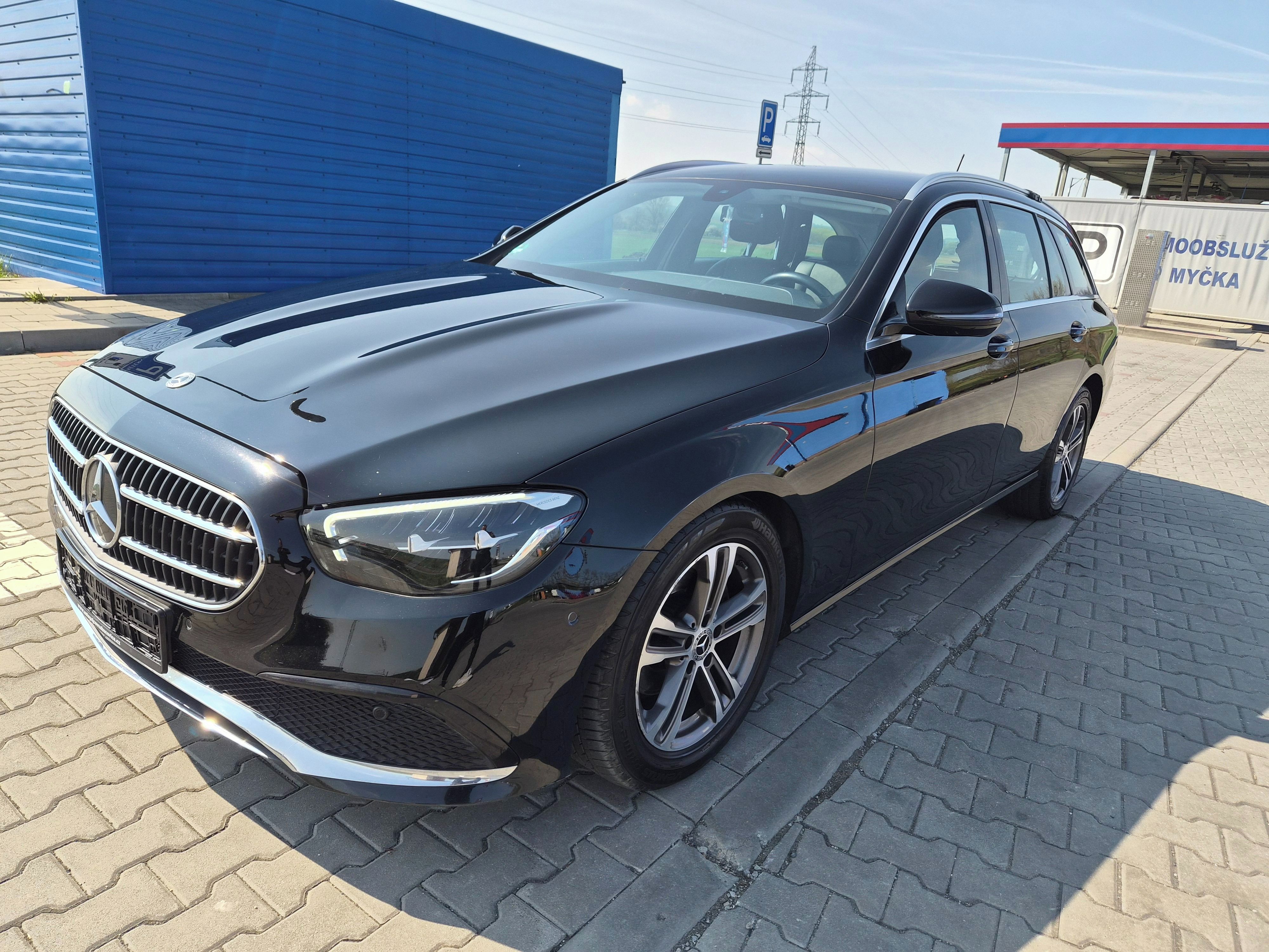 Mercedes-Benz Třídy E, W213 E 220d Facelift Rok 2021