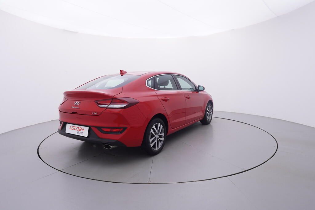Hyundai i30, 1.0 T-GDI 88 kW - fotka 5