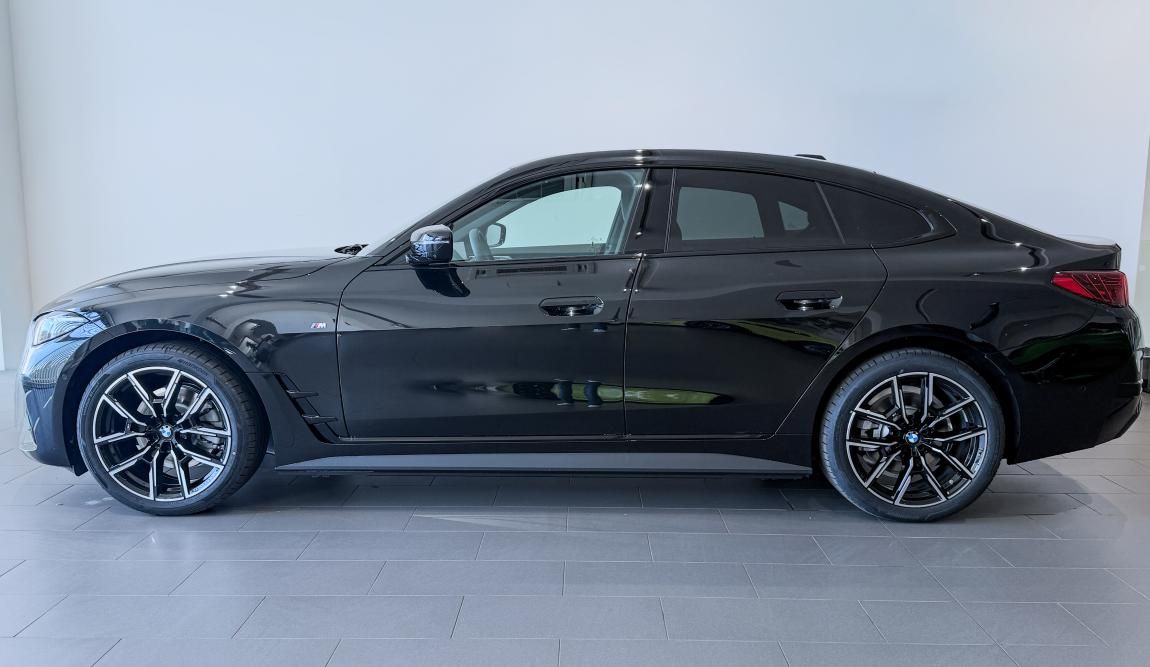 BMW i4, eDrive35 Gran Coupe - fotka 2