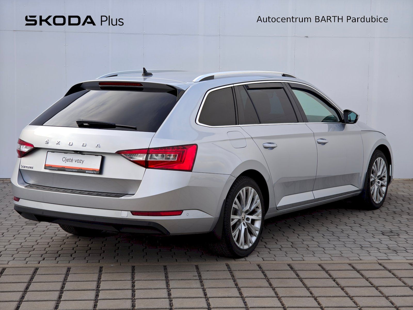 Škoda Superb, Combi / Style / 1,5 TSI / 110 - fotka 2