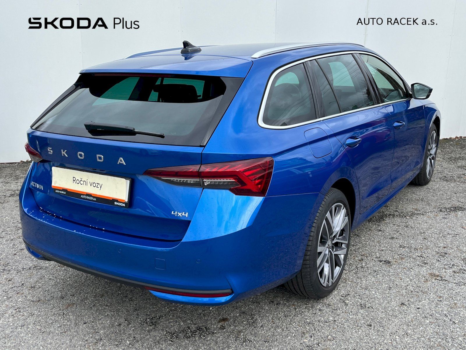 Škoda Octavia, 2.0 TSI 150kW 130 let Prem DSG - fotka 2