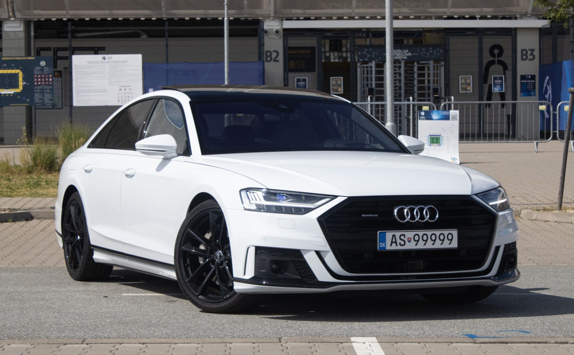Audi A8 - fotka 3