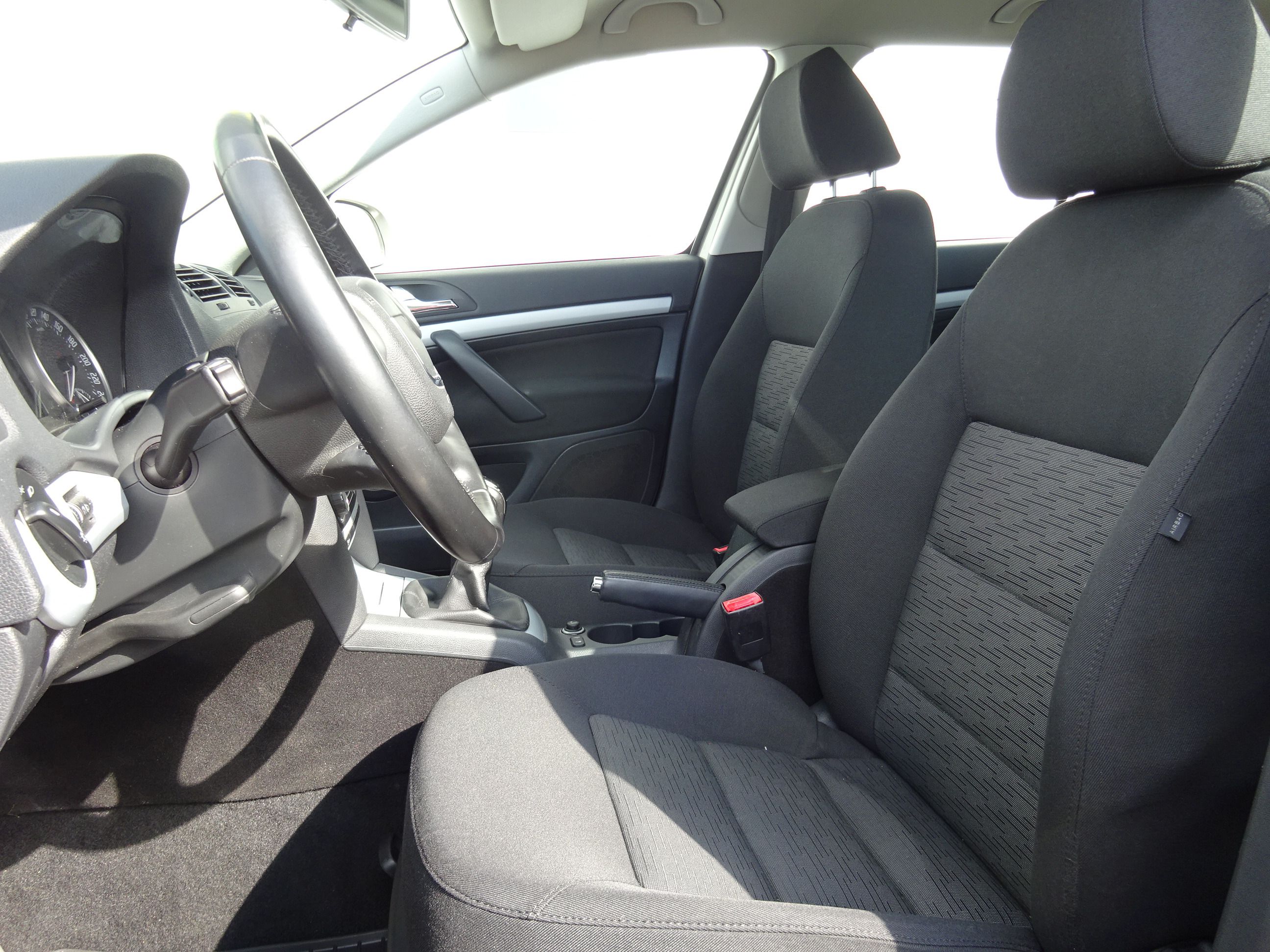 Škoda Octavia, 1.6 TDi - fotka 5