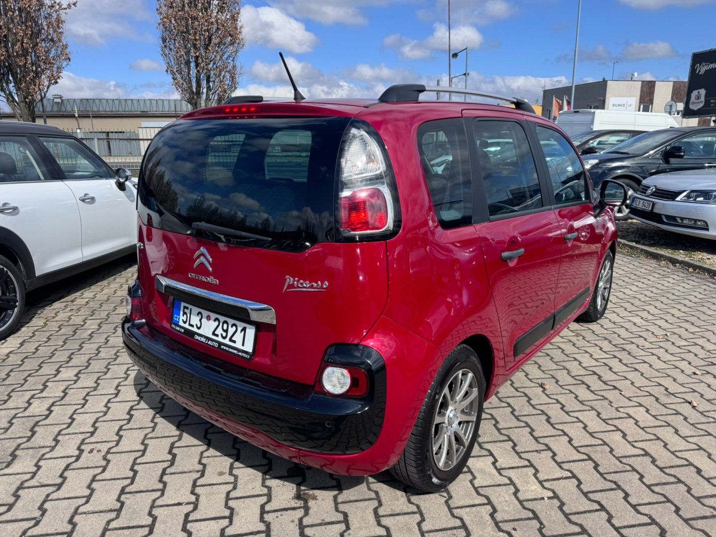Citroën C3 Picasso, 1,4 70 KW KOLA STK 1.MAJ CZ - fotka 6