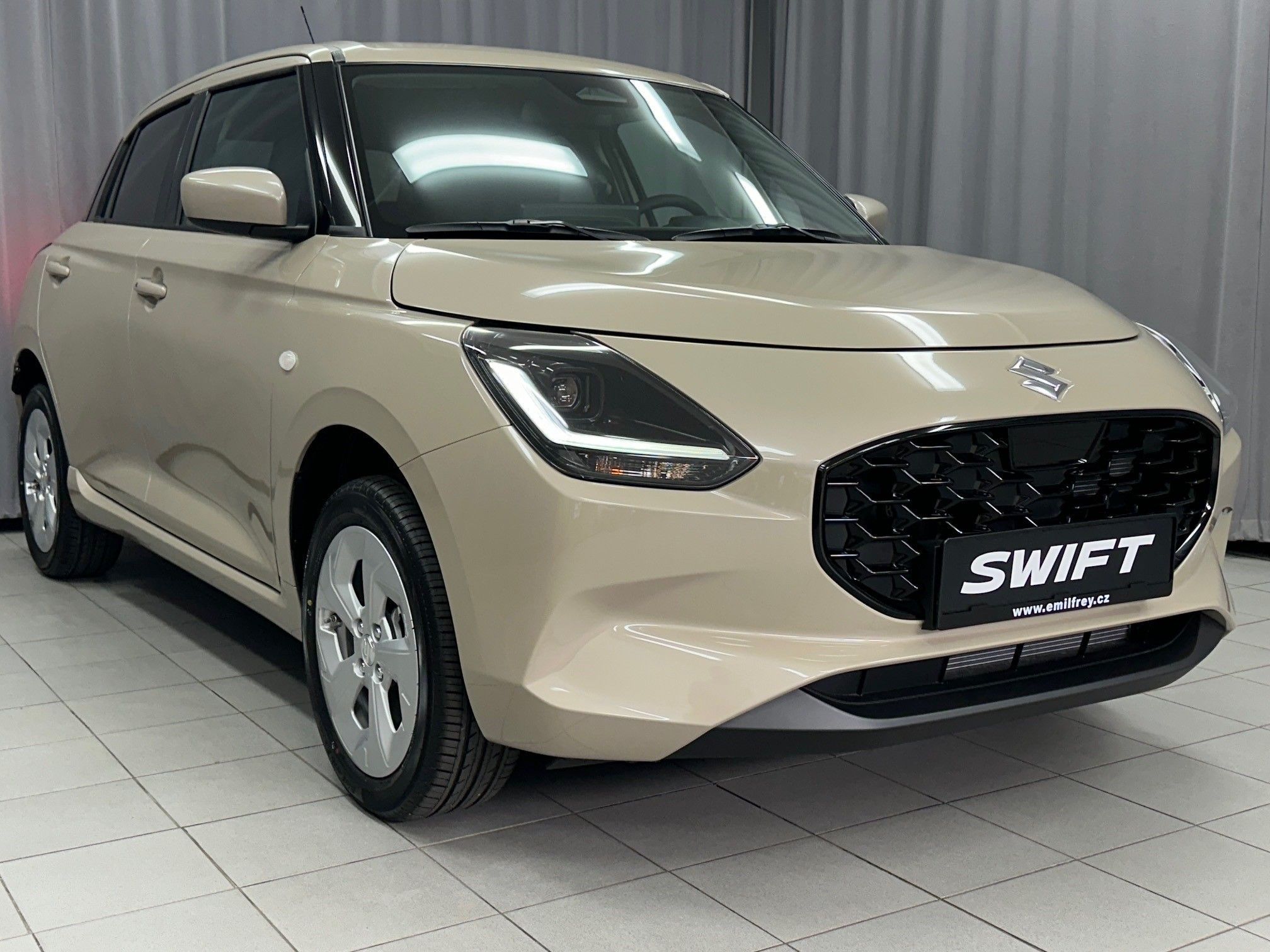 Suzuki Swift, 1,2 Premium AT- vůz ve výrobě - fotka 3