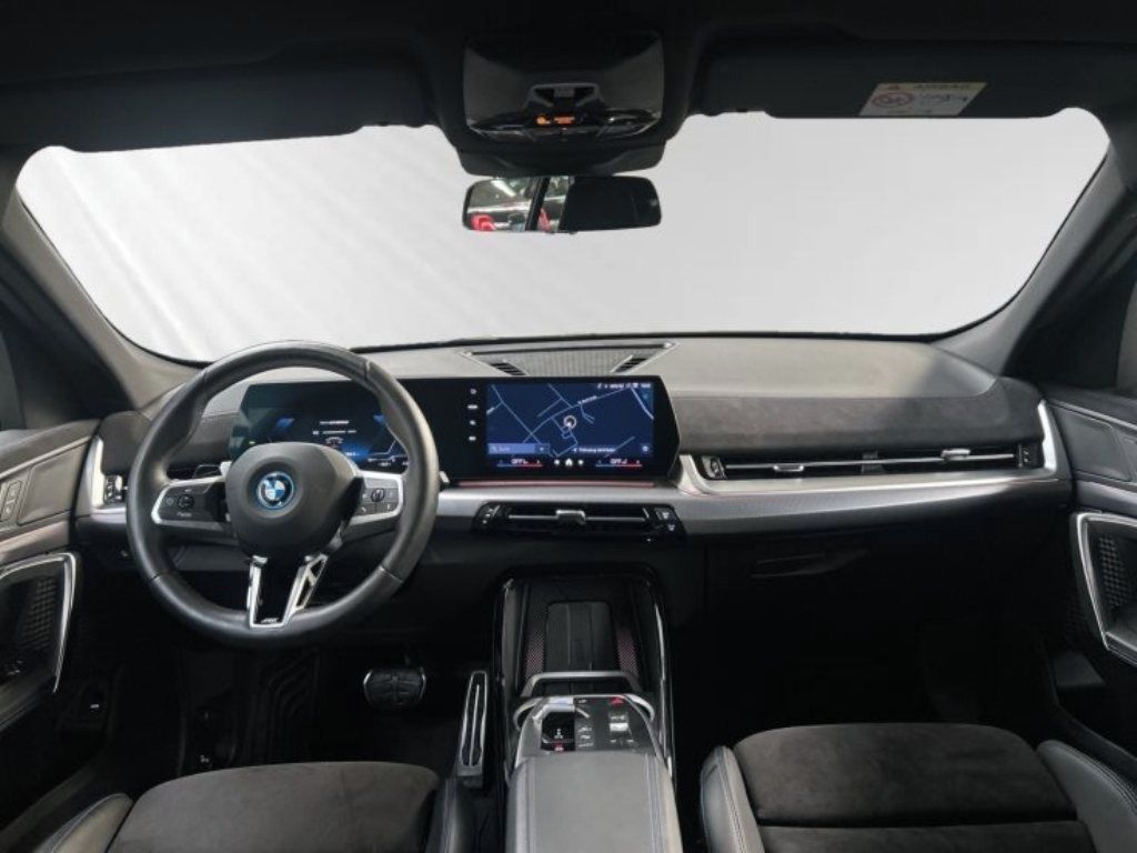 BMW iX2, eDrive 20 M Sportpaket*Navi* - fotka 6