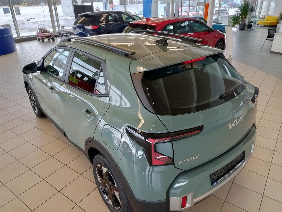 Kia Stonic, 1,0 T-GDI GPF 7DCT SPIN - fotka 6