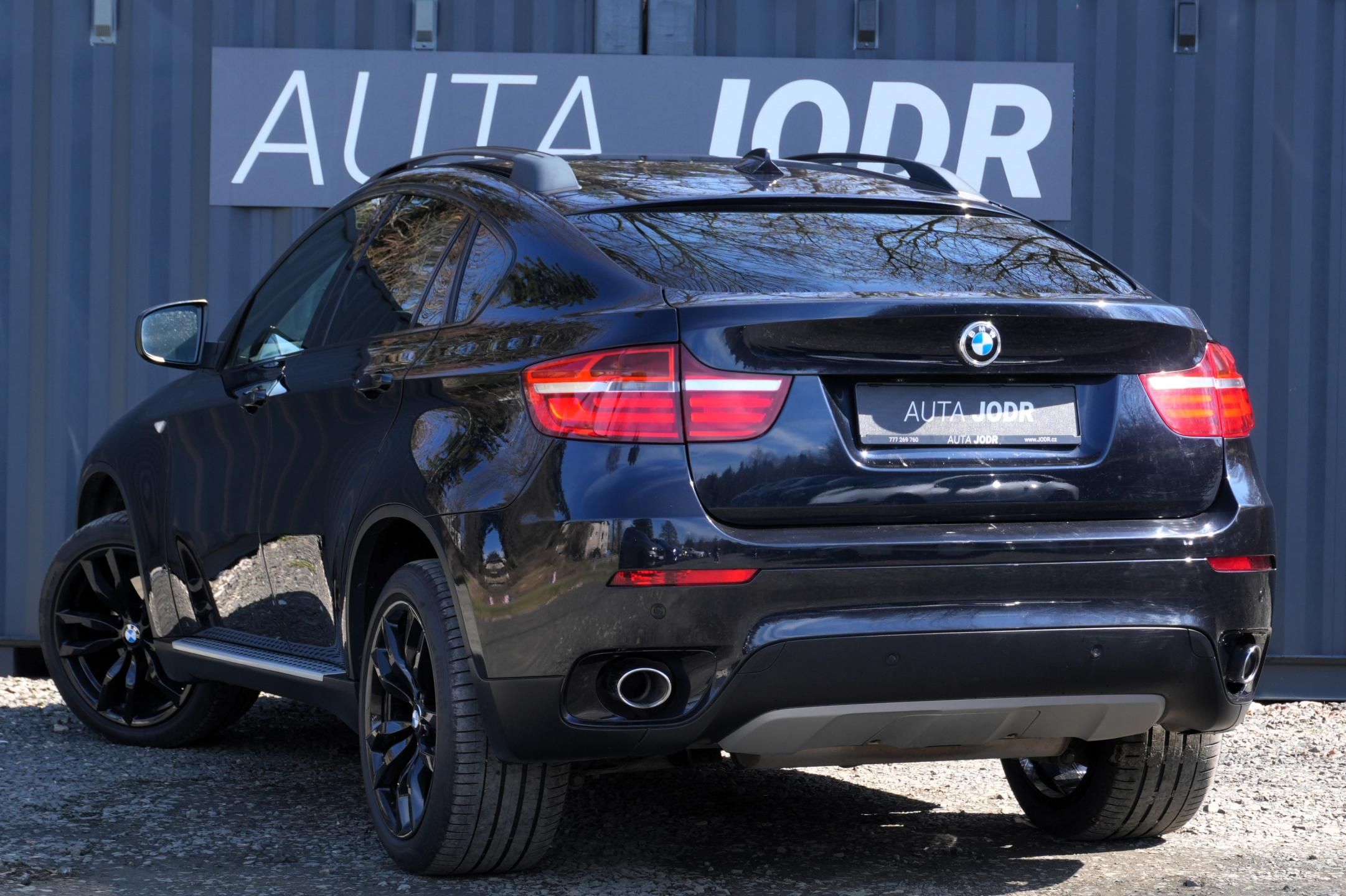 BMW X6, 30d, Webasto, LED, HUD, Tažné - fotka 6
