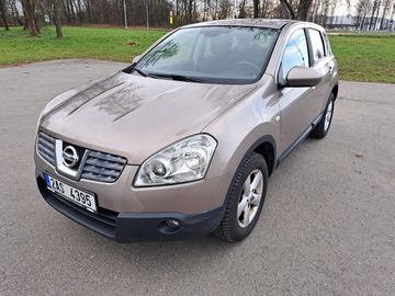 Nissan Qashqai 1,6 benzin
