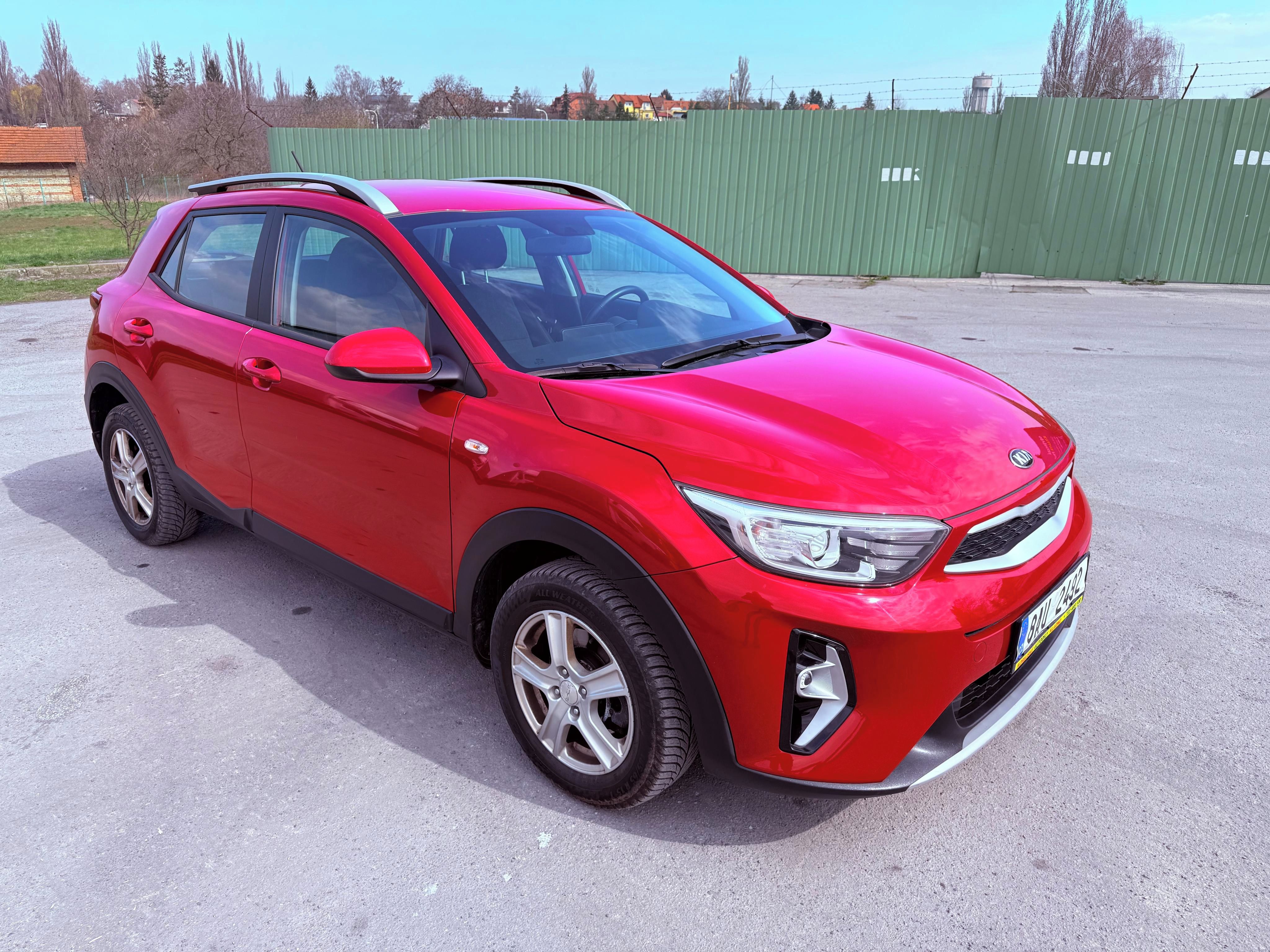 Kia Stonic, 1.2i 66700km 2021 - fotka 2