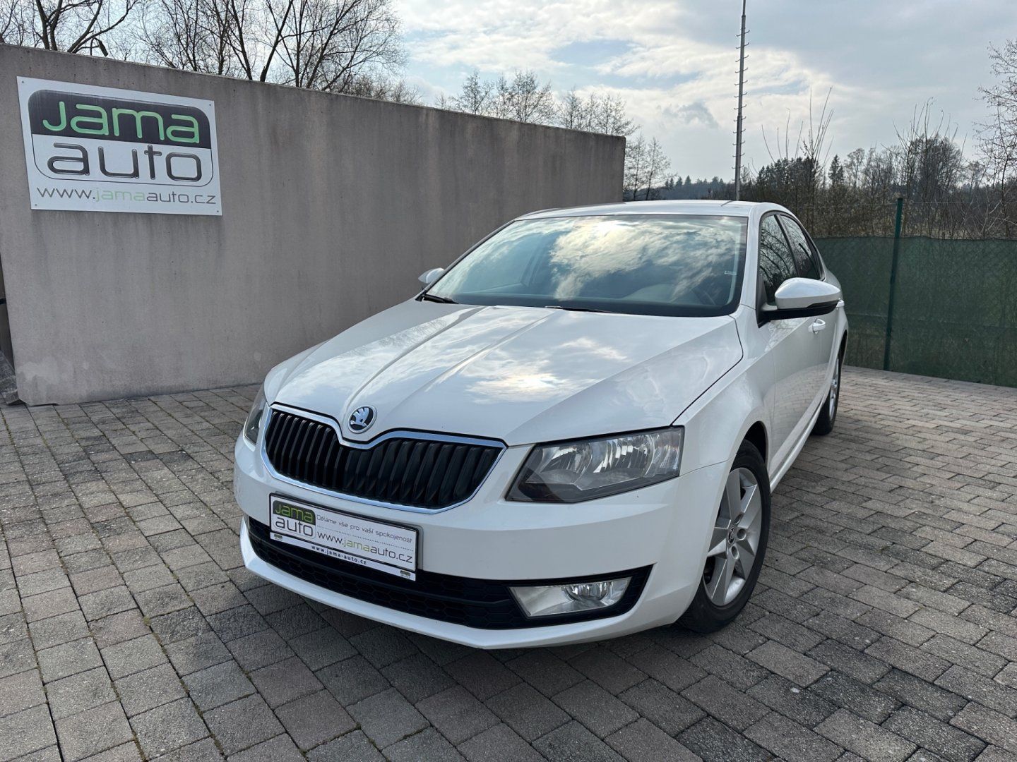 Škoda Octavia, 1,6TDI 77kW 1.MAJITEL TAŽNÉ - fotka 2