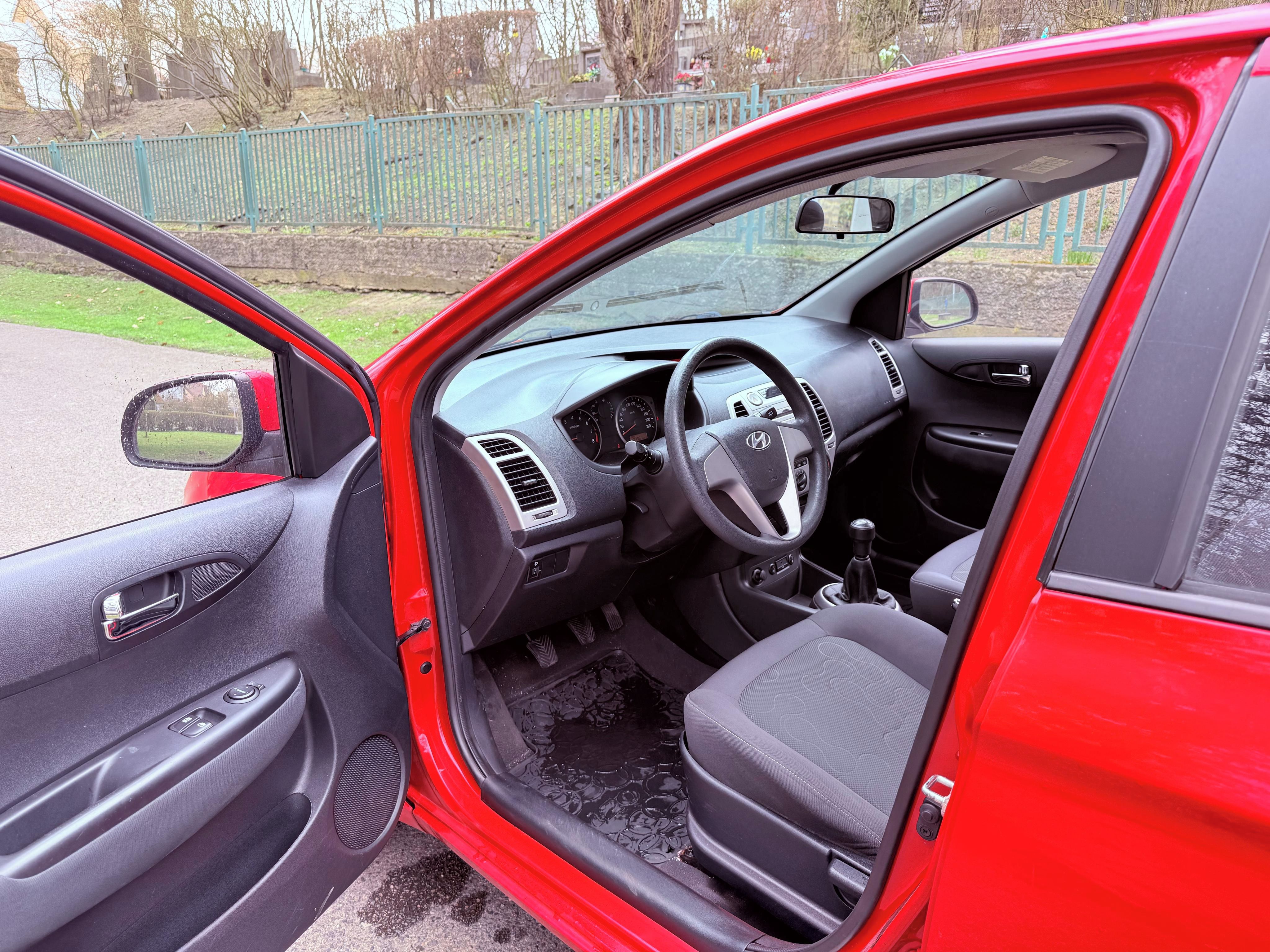 Hyundai i20, 1.2i 2010 - fotka 5