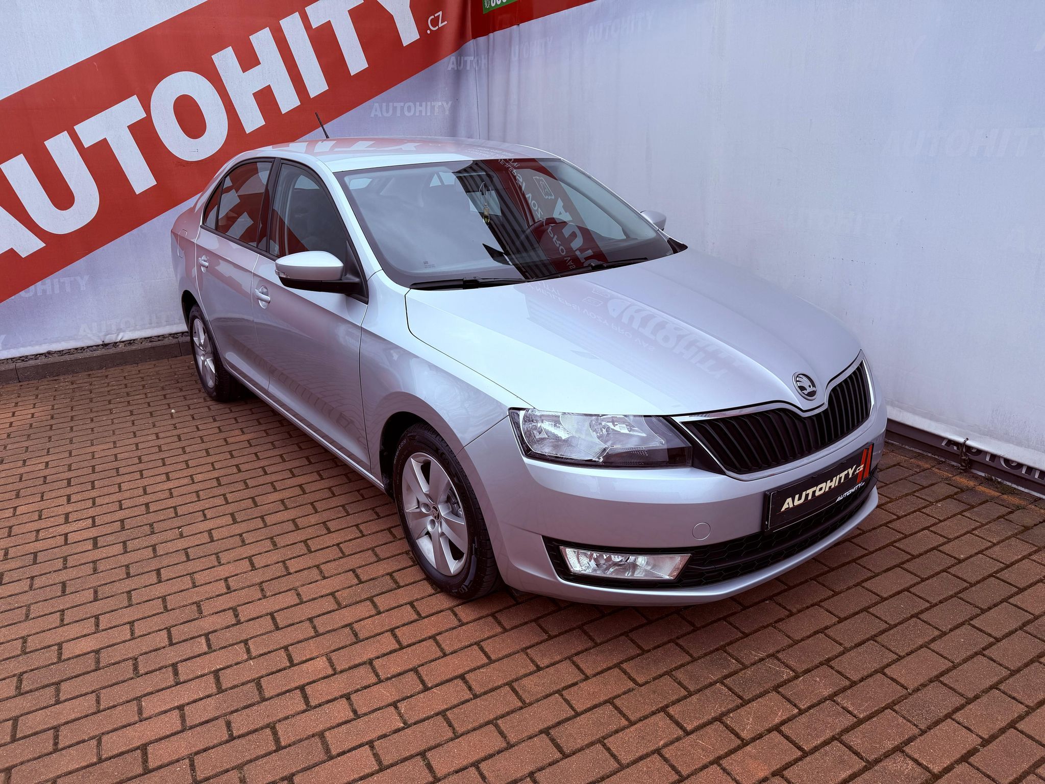 Škoda Rapid, 1.4 TDi Ambition, ČR - fotka 3