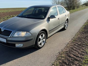 Tři sady kol