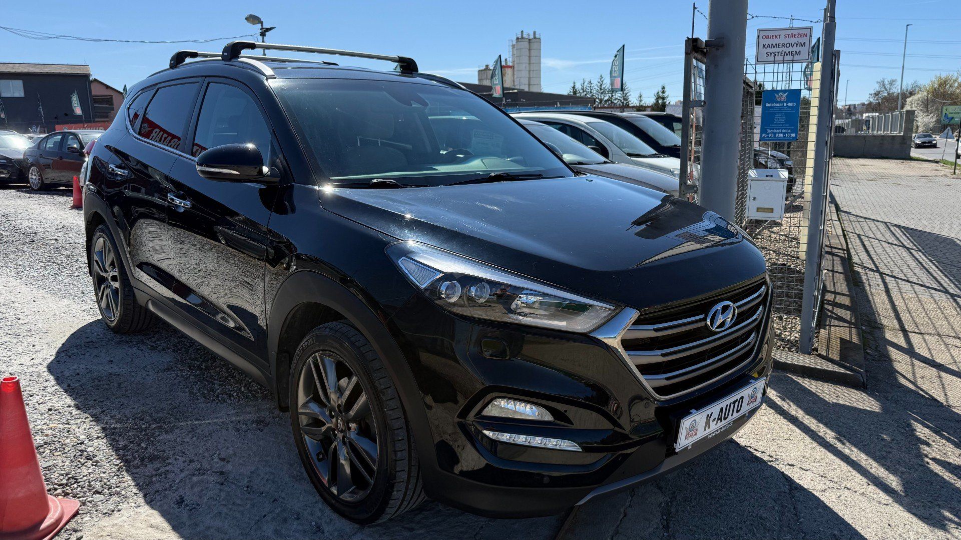 Hyundai Tucson, 2.0CRDi 100kW *Nove v ČR*4x4* - fotka 3