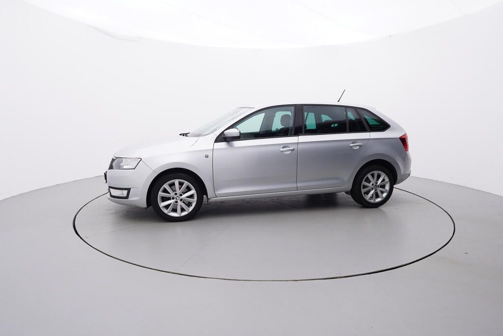 Škoda Rapid, Elegance 1.6 TDI 66 kW - fotka 2