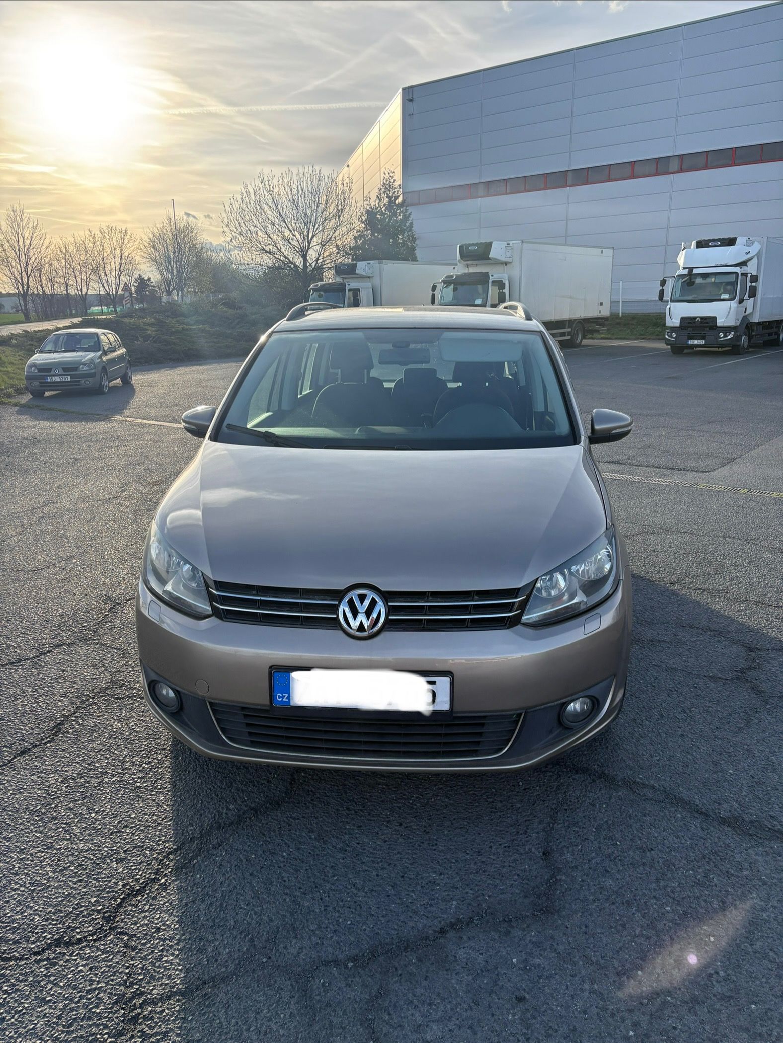 Volkswagen Touran, VW Touran 1,6 TDI - fotka 2