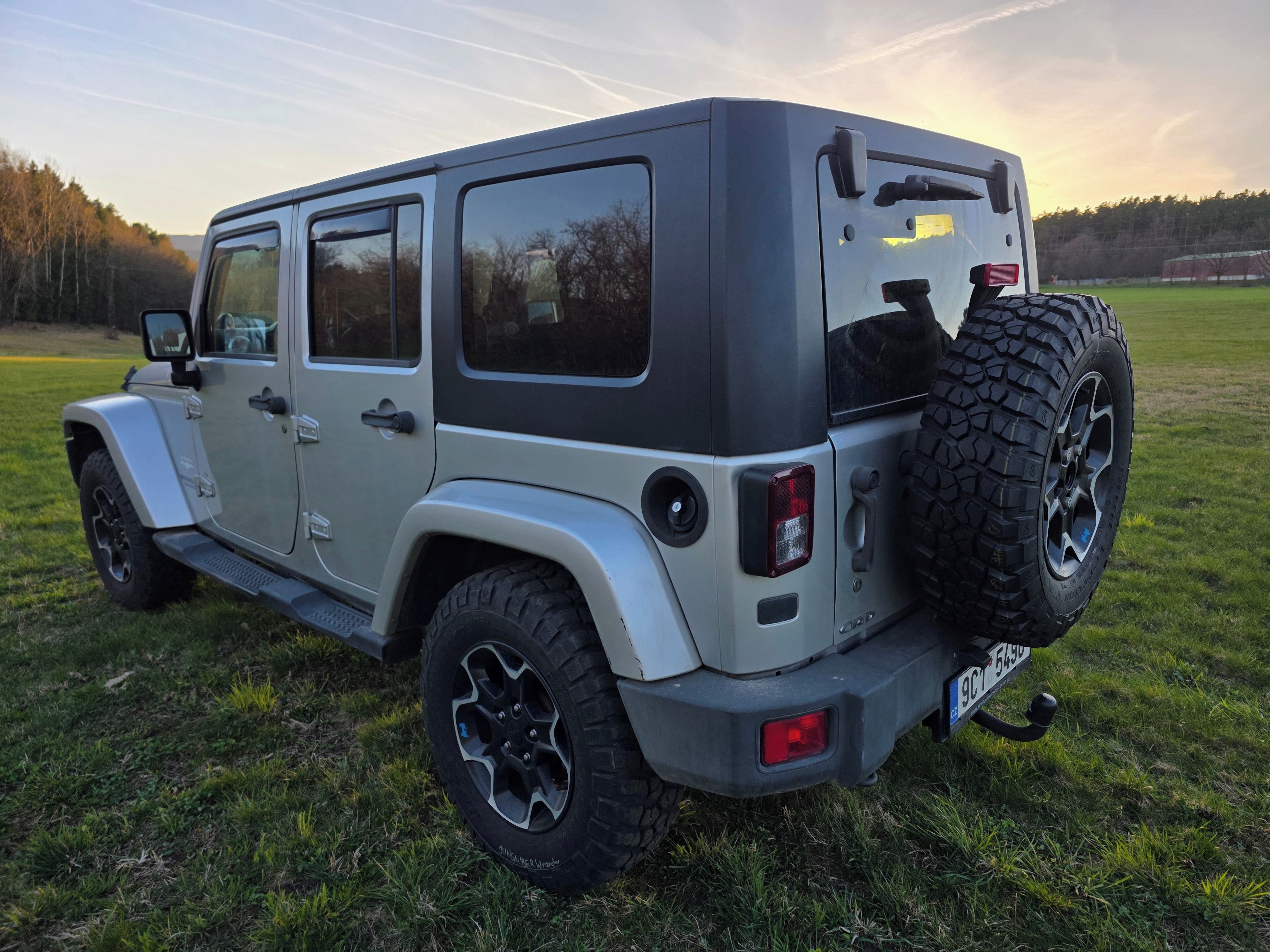 Jeep Wrangler, 2.8CRD SAHARA 4X4 - fotka 4