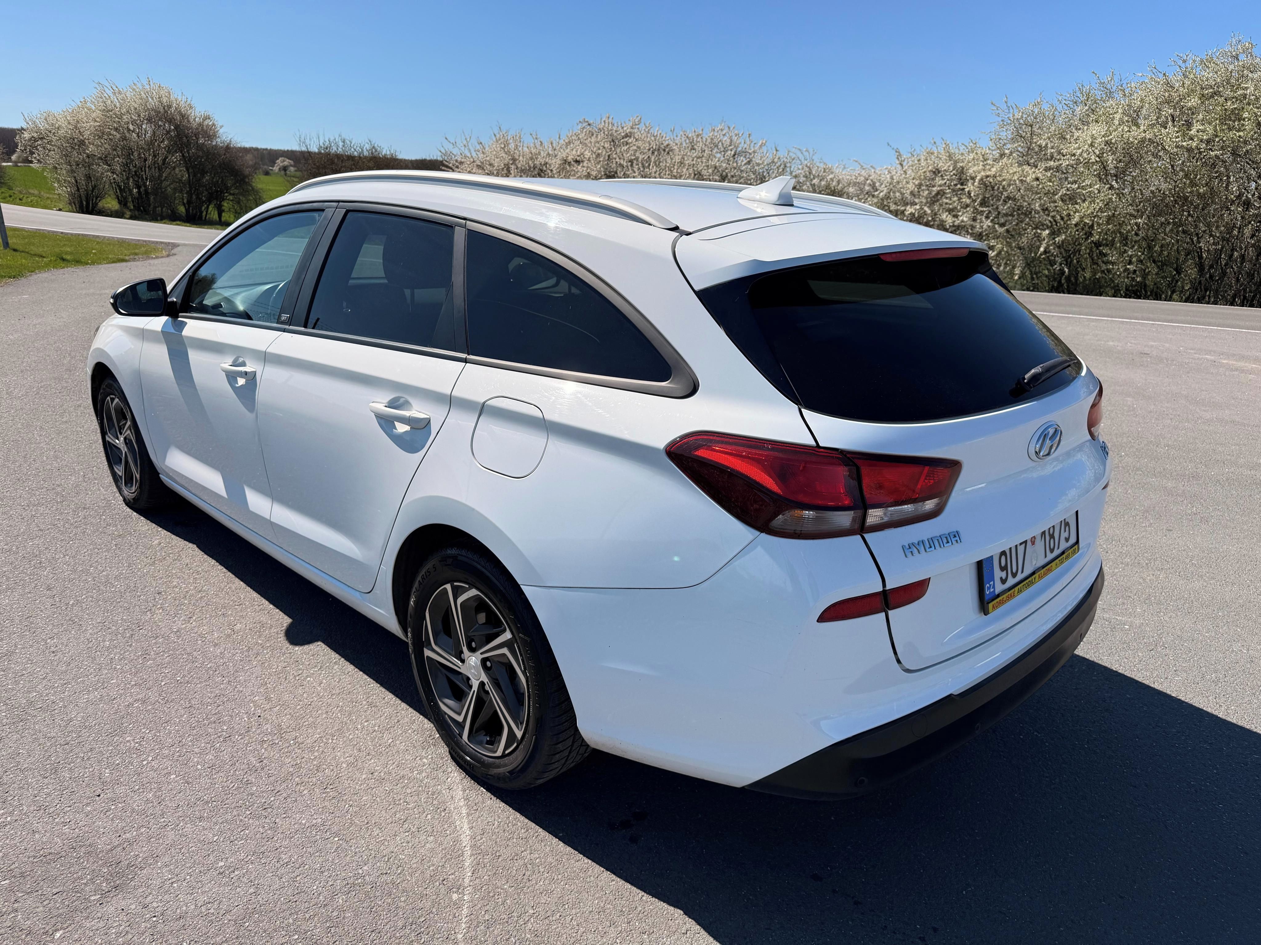 Hyundai i30, 1.4 TGDi 103kW včetně DPH - fotka 4