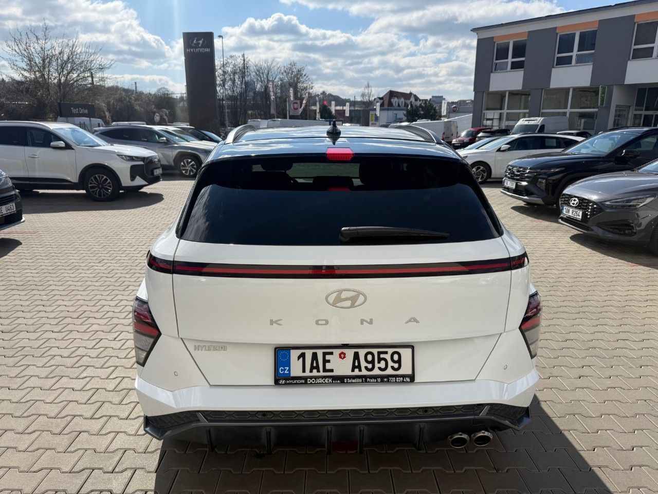 Hyundai Kona, MY24 1,6 T-GDI MT N-Line - fotka 4