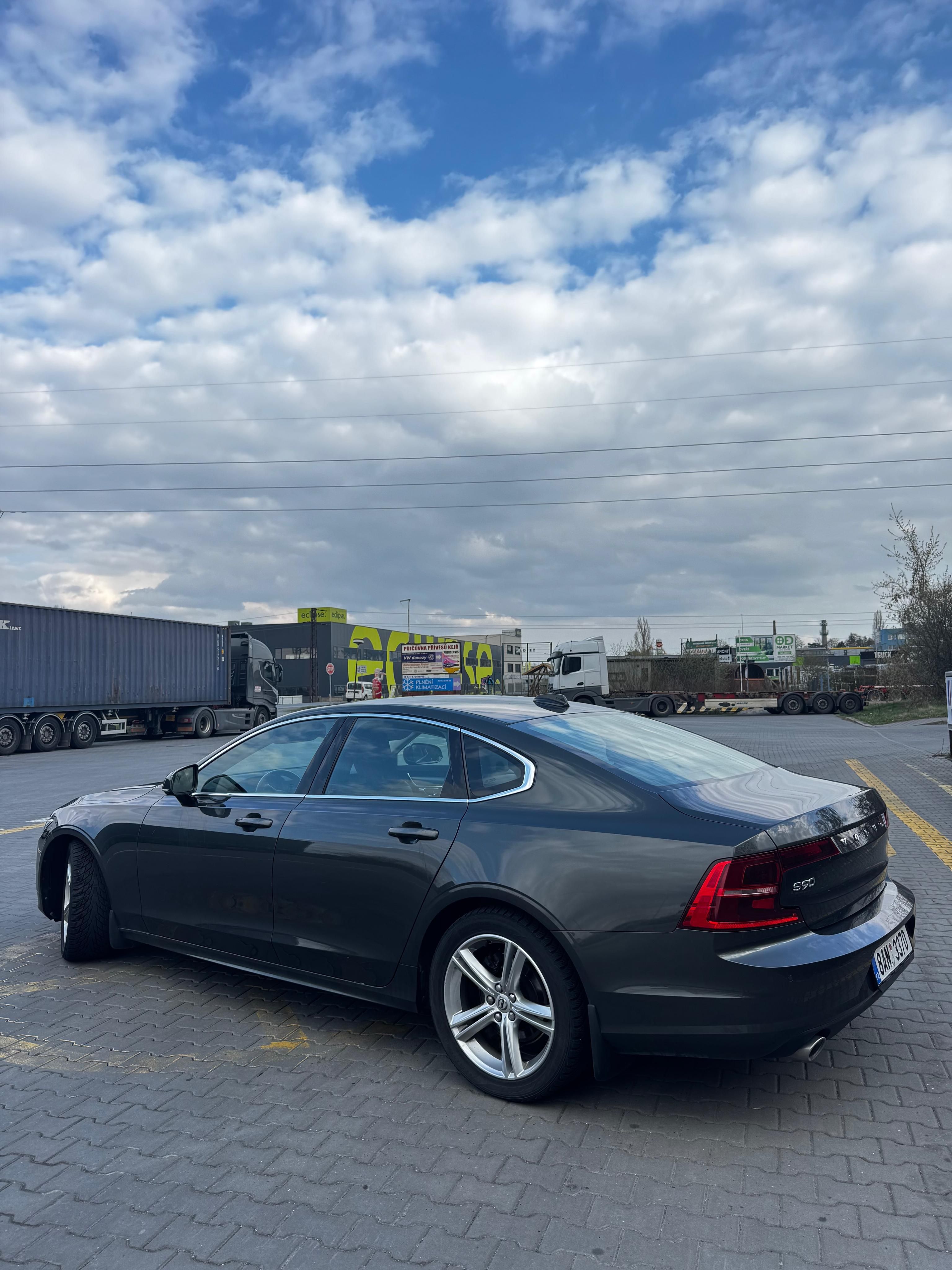 Volvo S90, Volvo S90 D4 - fotka 3
