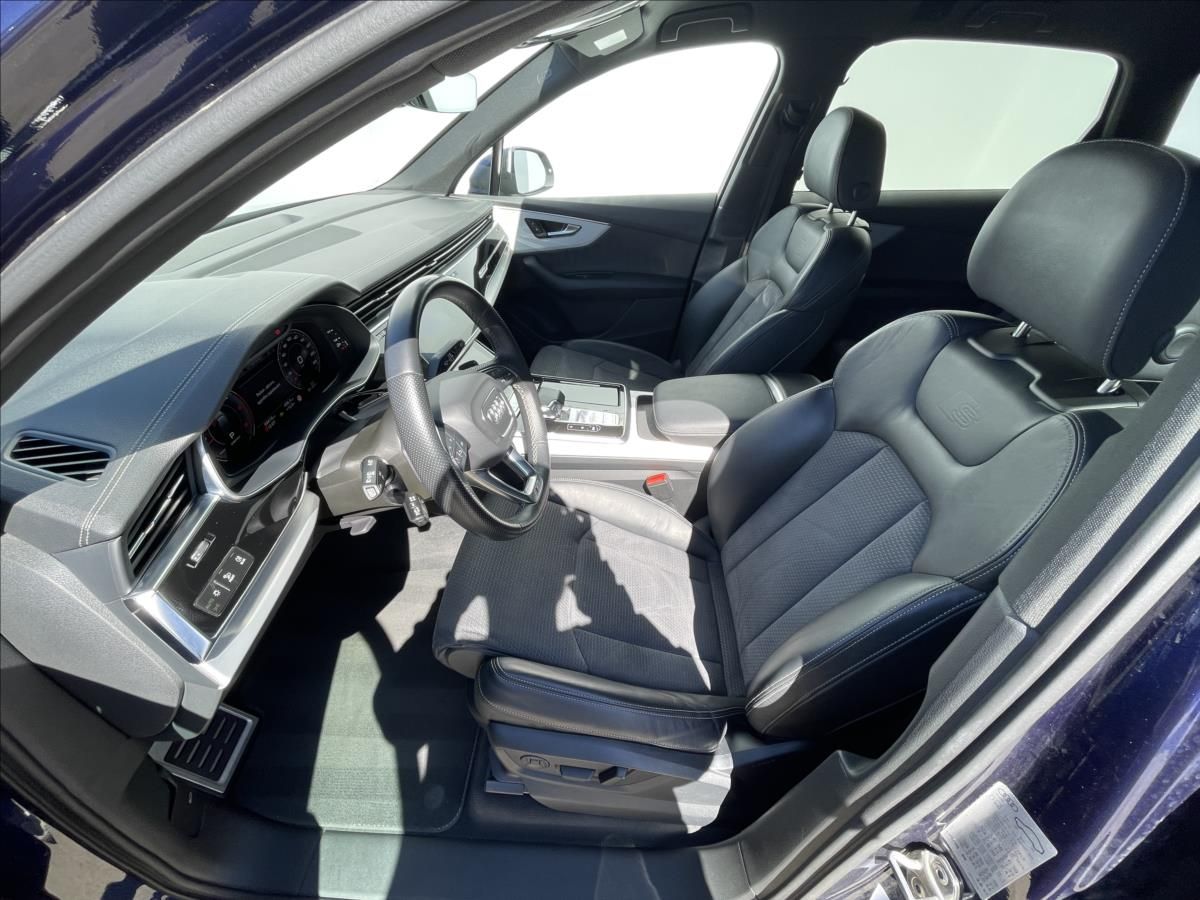 Audi Q7, 3,0 50 TDI quattro S line - fotka 4