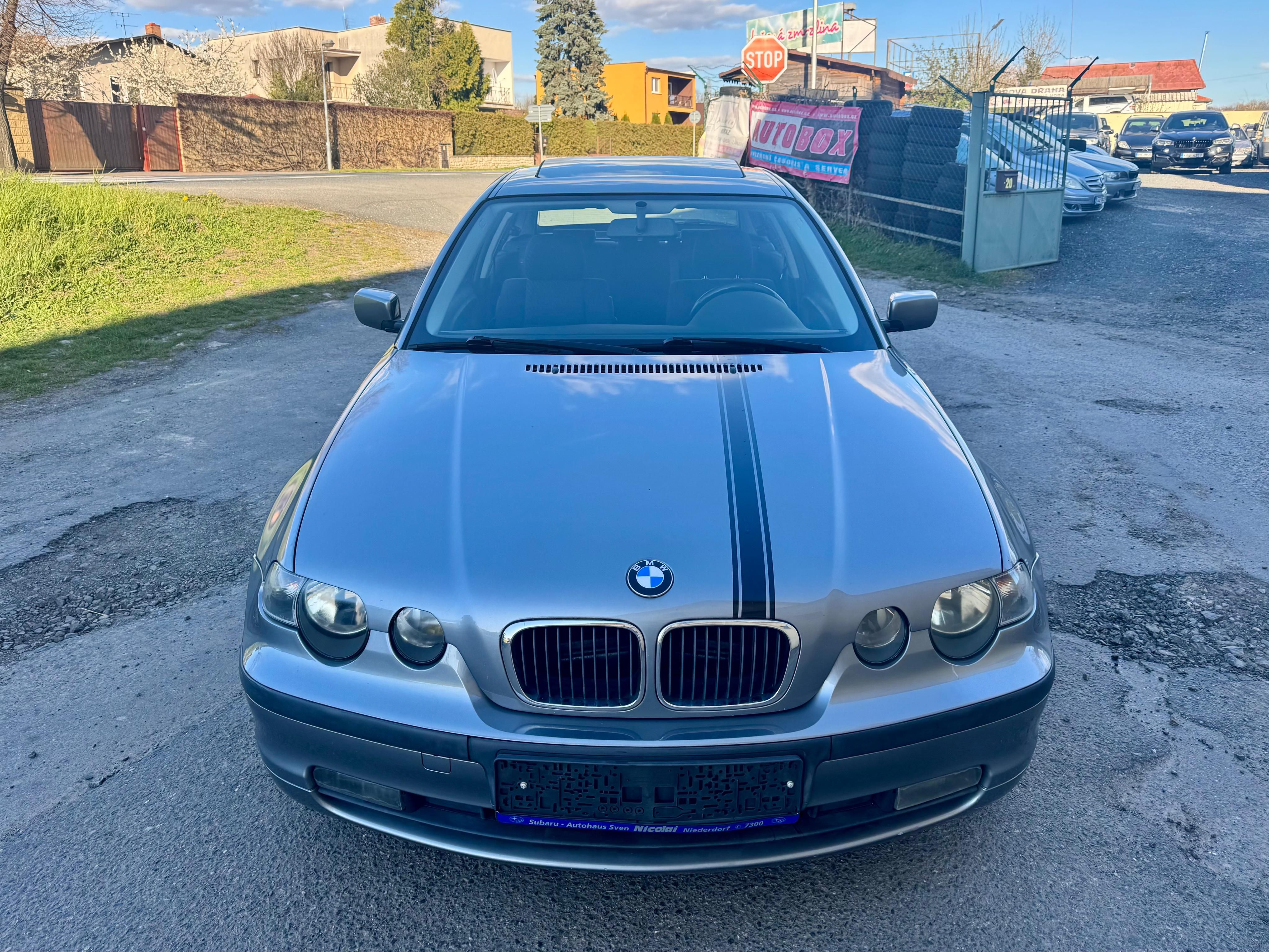BMW Řada 3, 318Ti Compakt 85kW.Klima - fotka 6