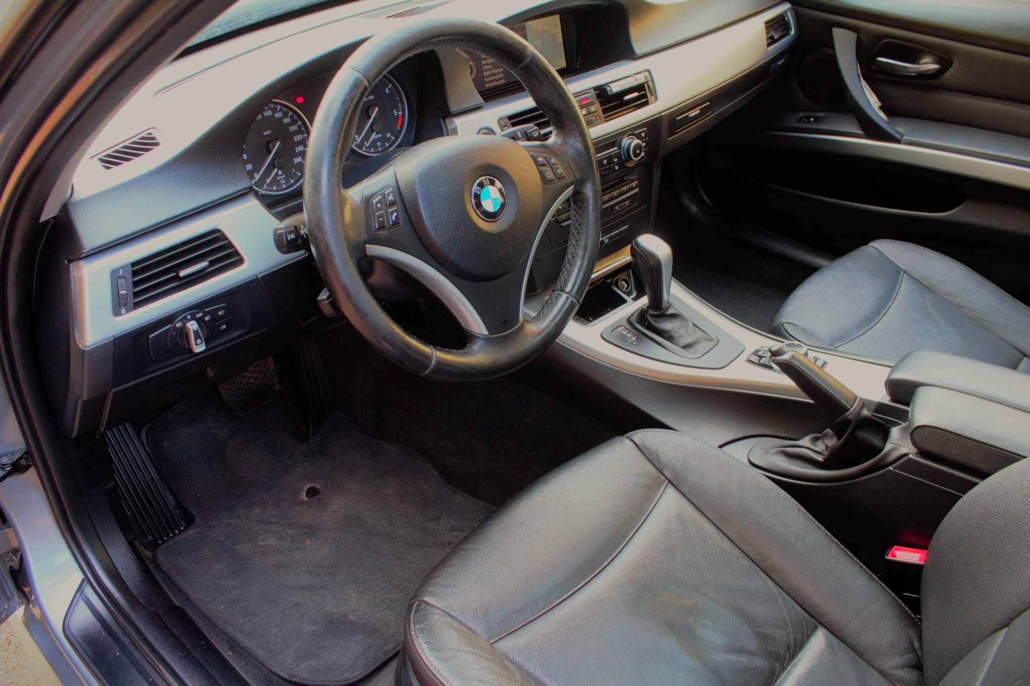 BMW Řada 3, 320d xDrive M paket - fotka 4