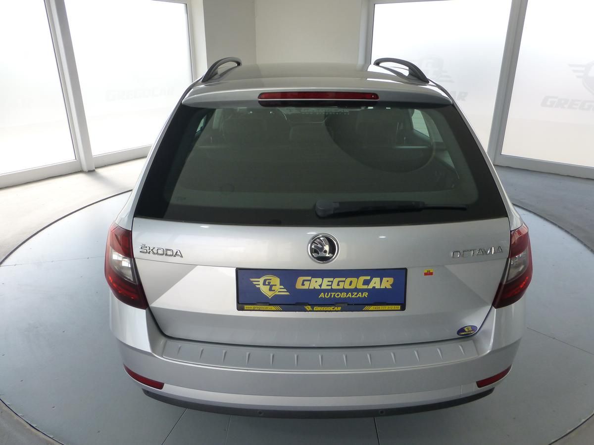 Škoda Octavia, 2,0TDI*NAVIGACE**ALU**PARK.S - fotka 6