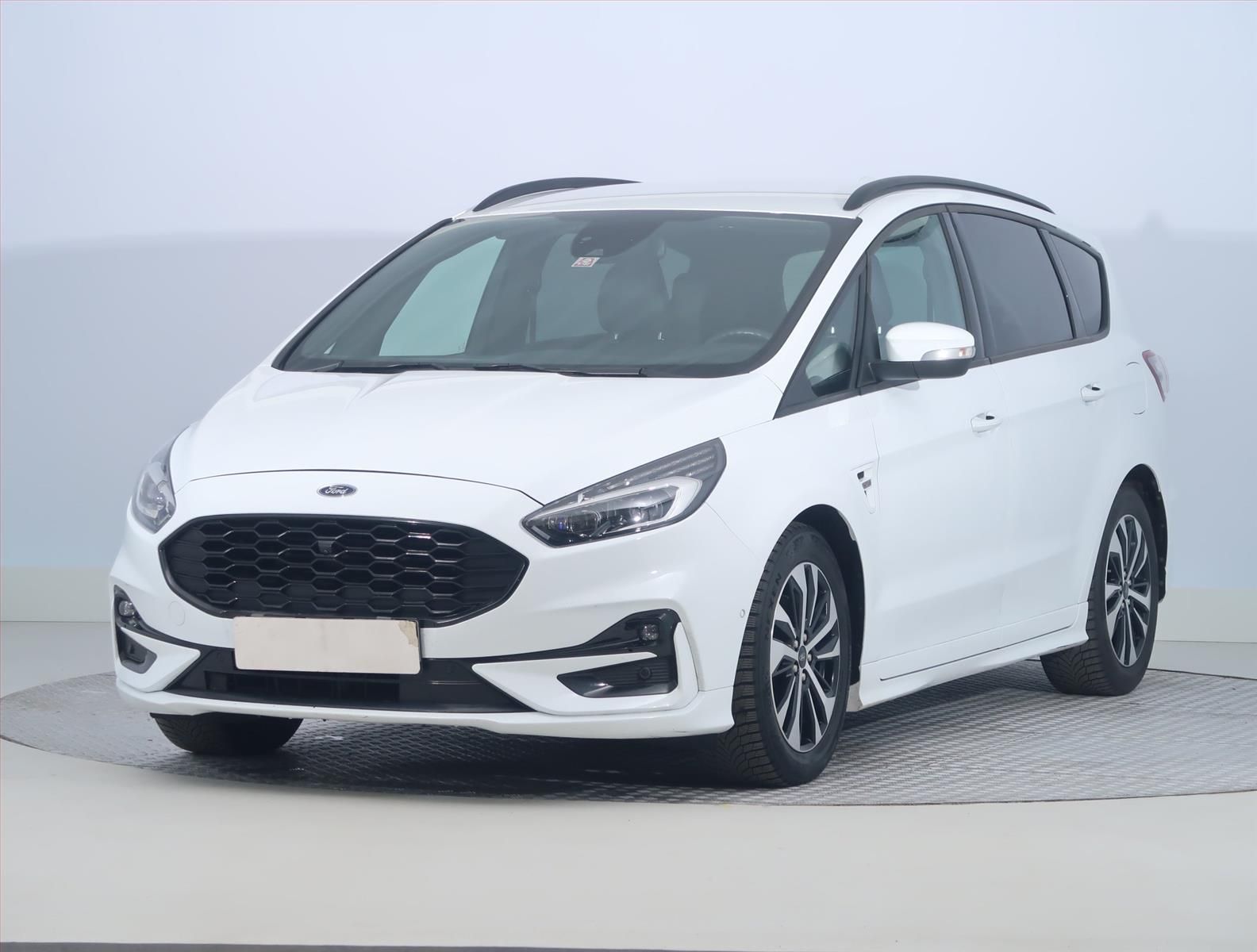 Ford S-MAX, Hybrid, Titanium, Automat - fotka 2