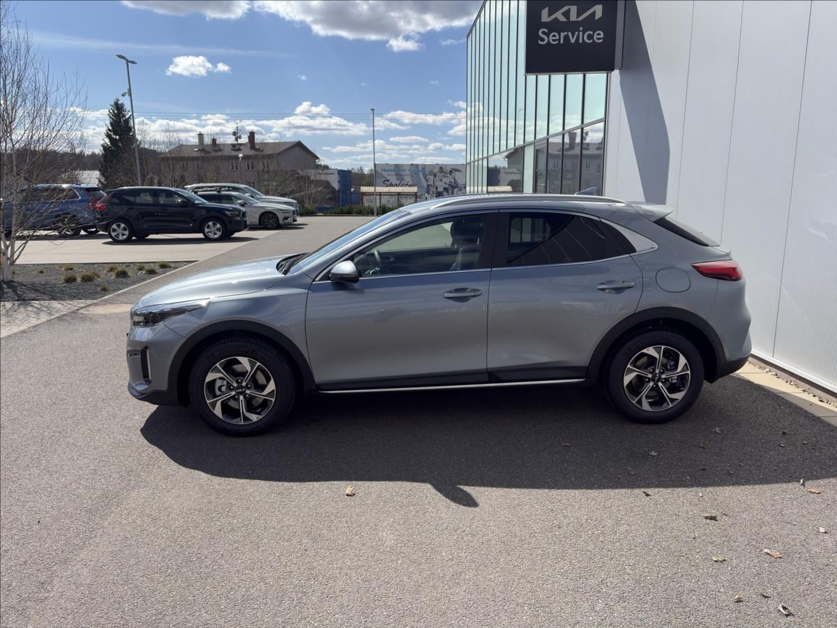 Kia XCee´d, 1,6   7DCT EXCLUSIVE - fotka 4