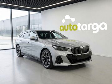 550e xDrive Tour M Sport || Pa