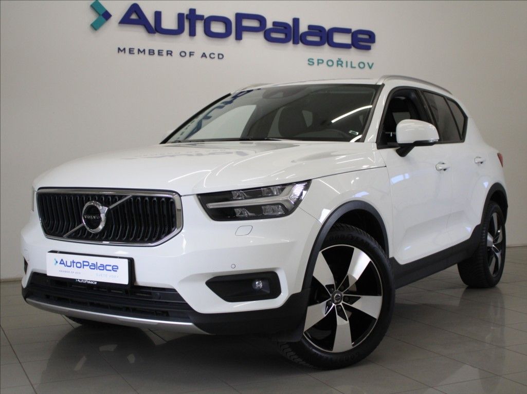 Volvo XC40, 2,0 D4 AWD Mom.PRO Pilot Tažné