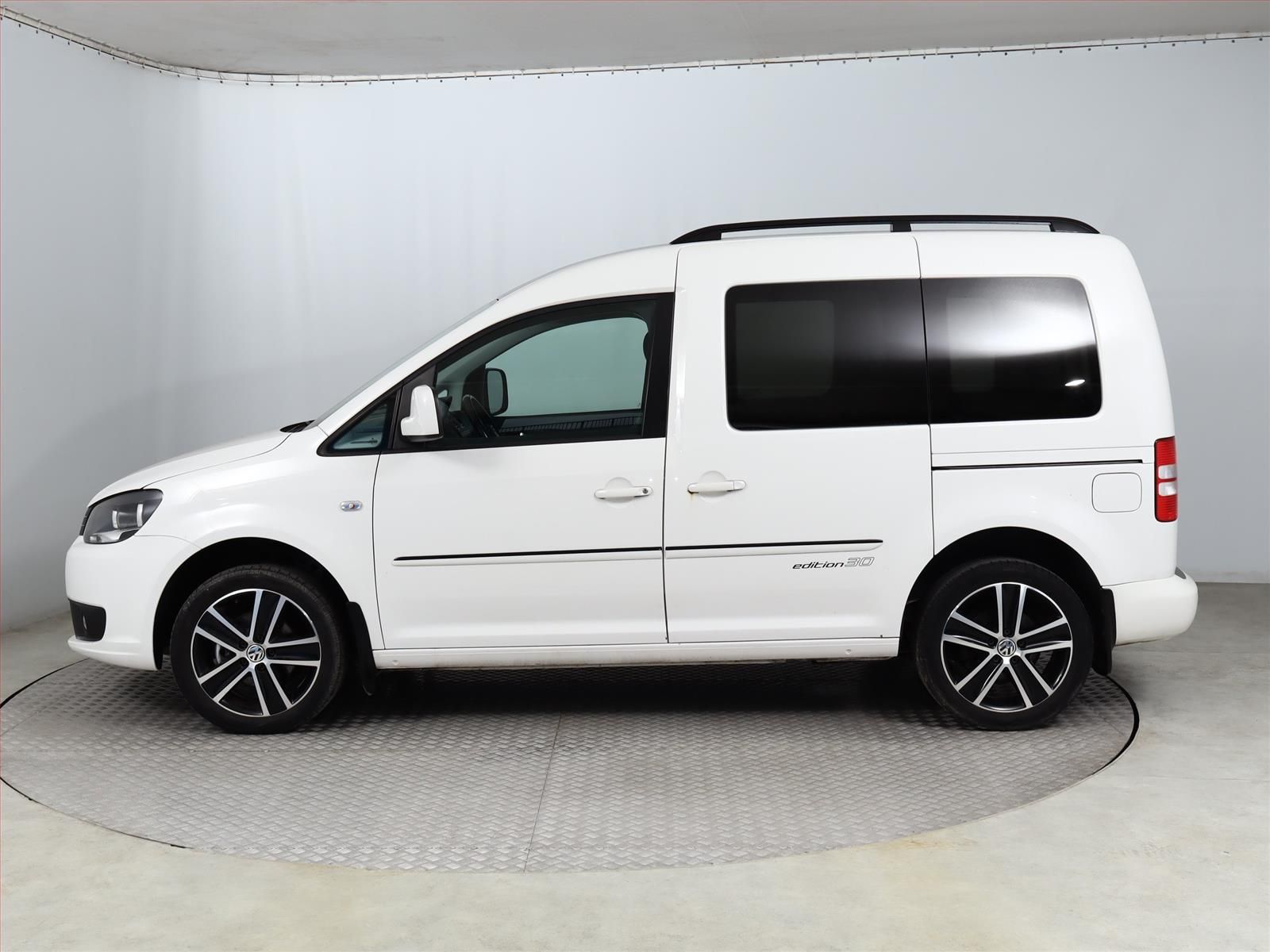 Volkswagen Caddy, 1.6 TDI, Edition 30, 5Míst - fotka 3