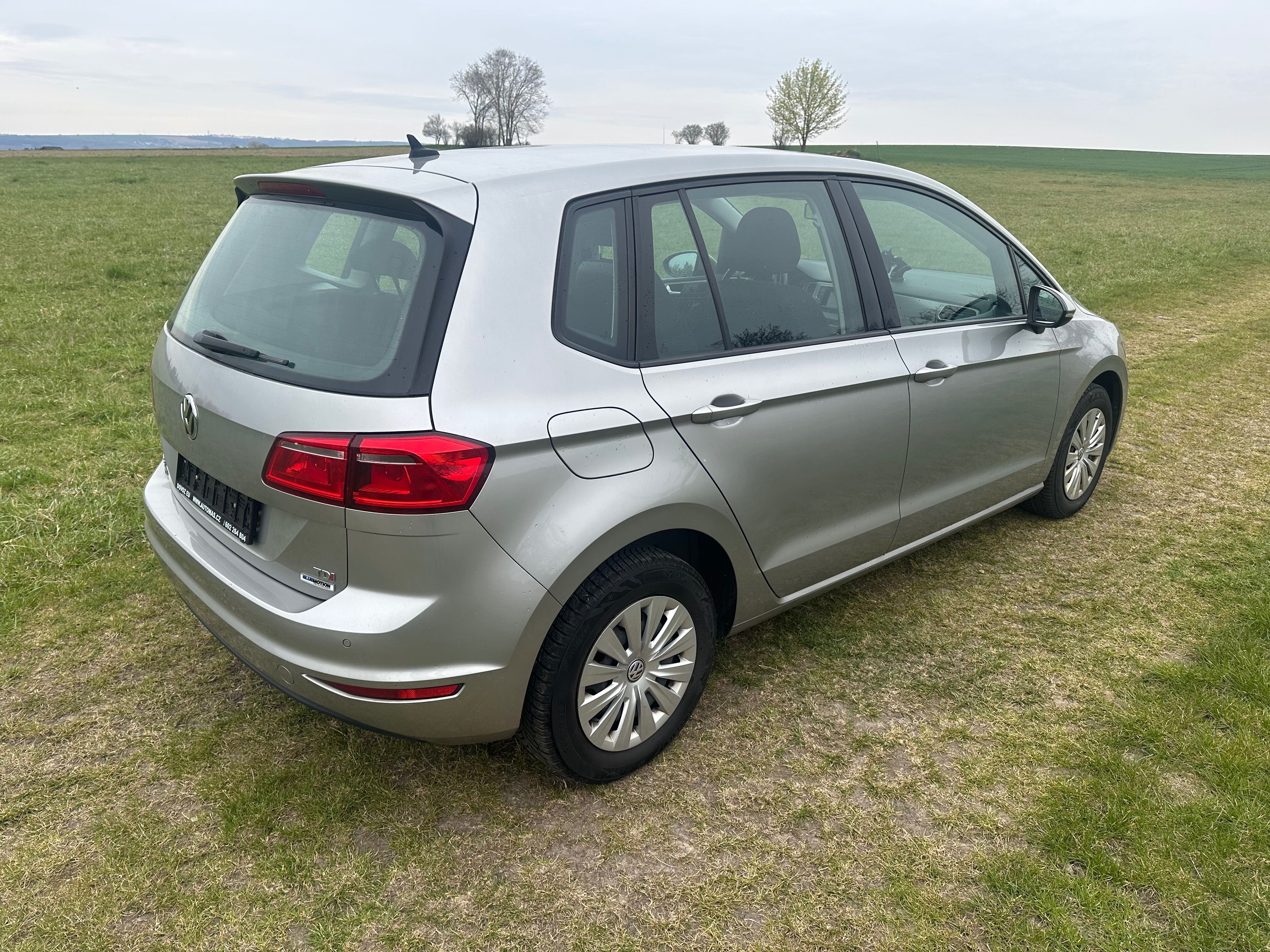 Volkswagen Golf Sportsvan, 1.6 TDi-81KW-SERVISKA - fotka 6