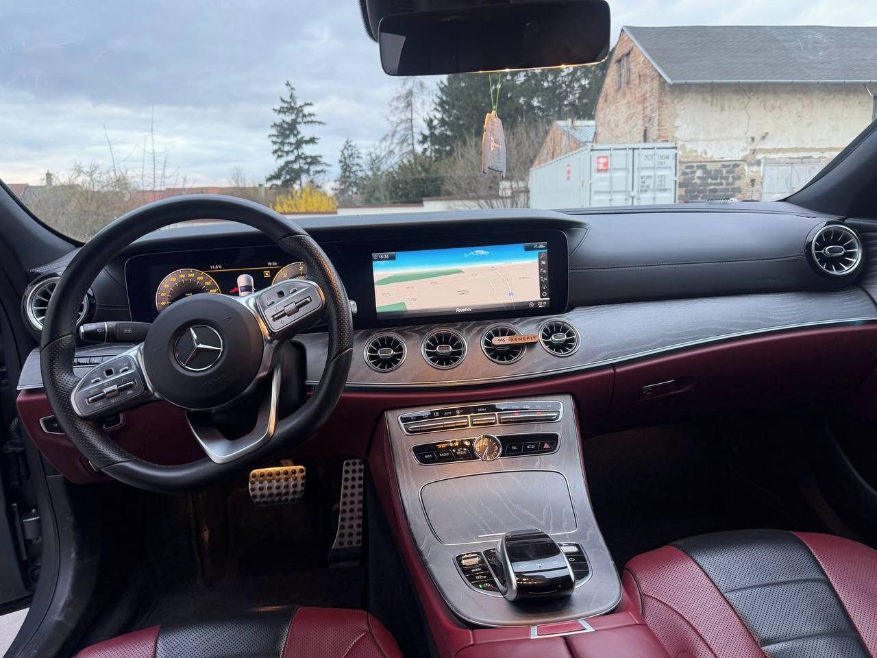 Mercedes-Benz CLS, Mercedes-Benz CLS 400d 4MATIC - fotka 4