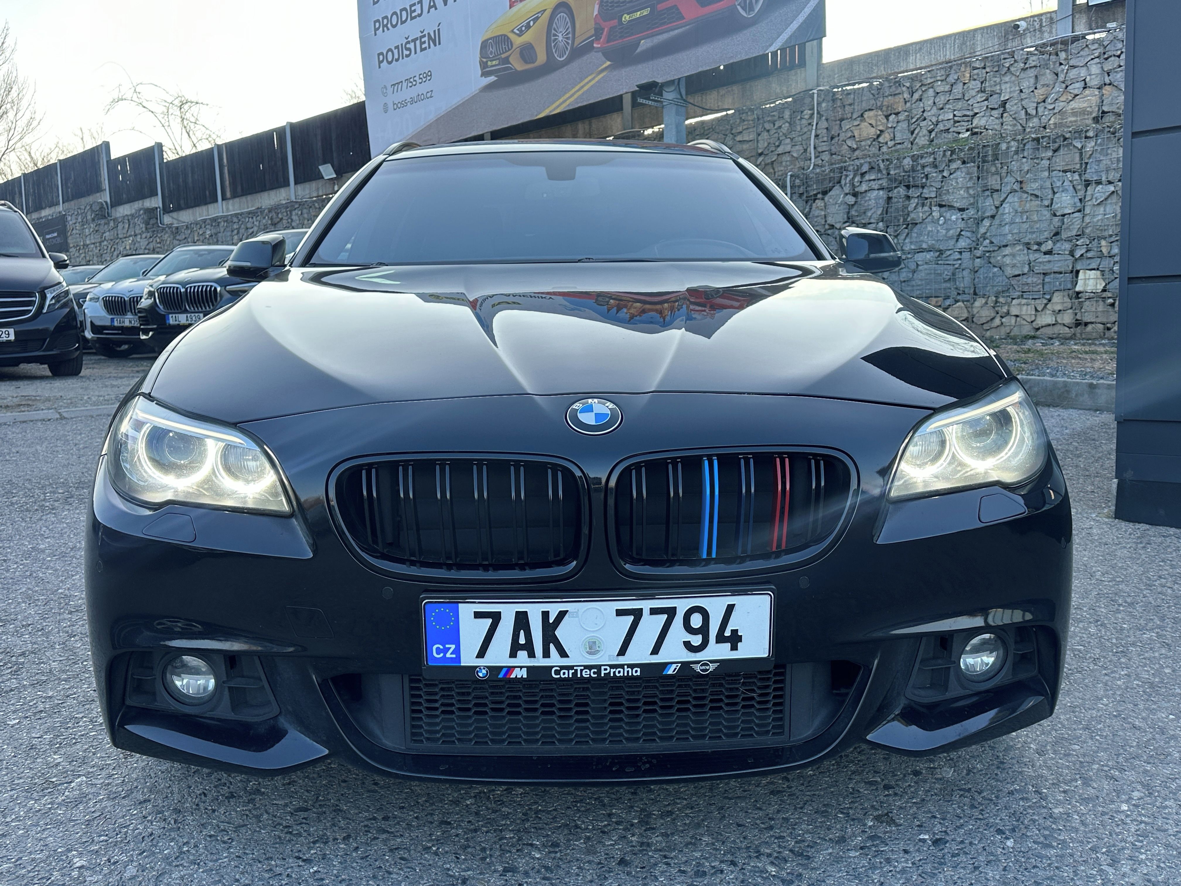 BMW Řada 5, BMW 530D 2015 - fotka 2