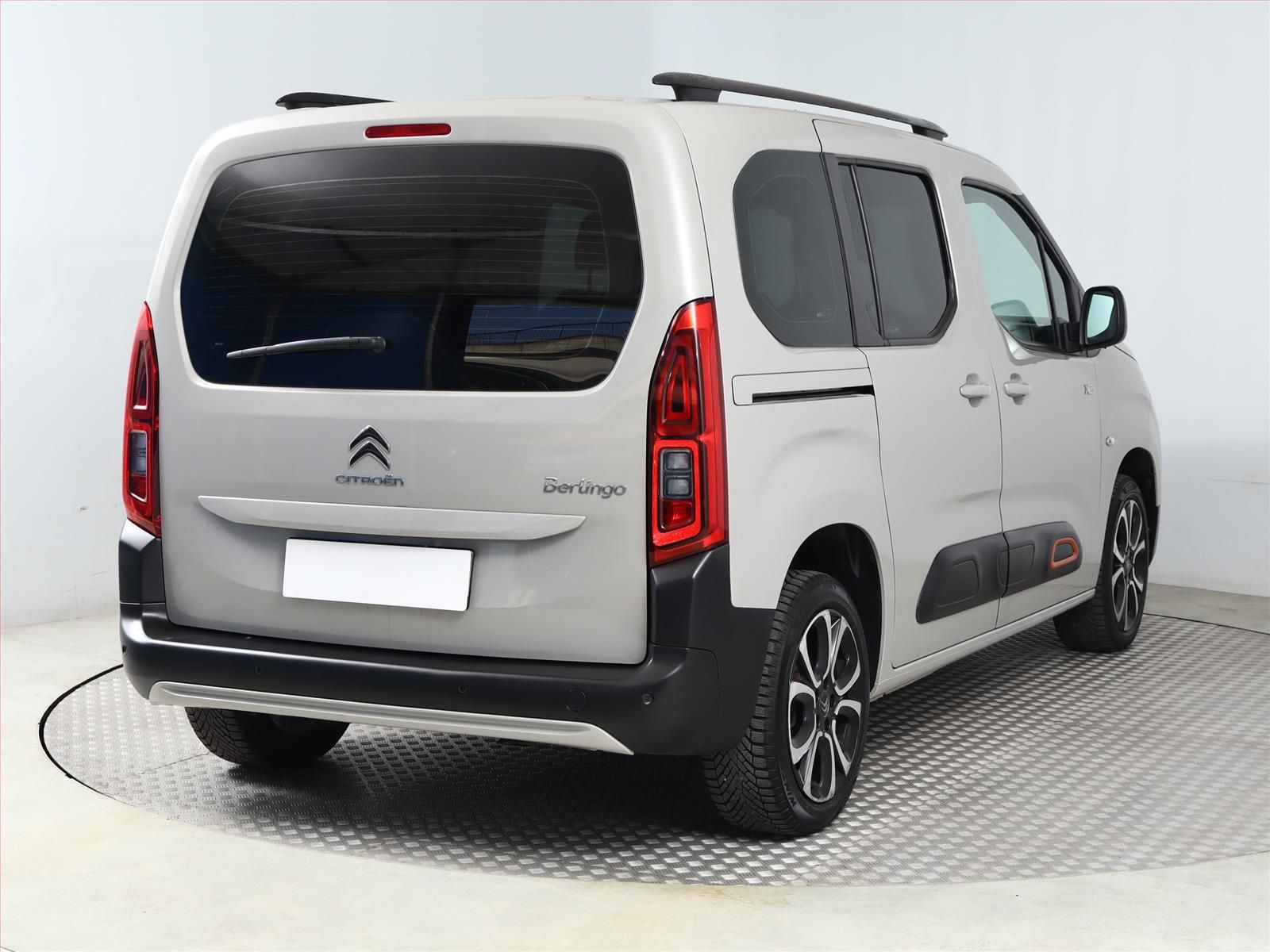 Citroën Berlingo, 1.5 BlueHDi, Feel, 5Míst - fotka 5