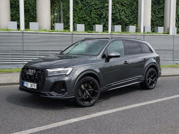 Audi Q7 facelift 2025, 7 míst