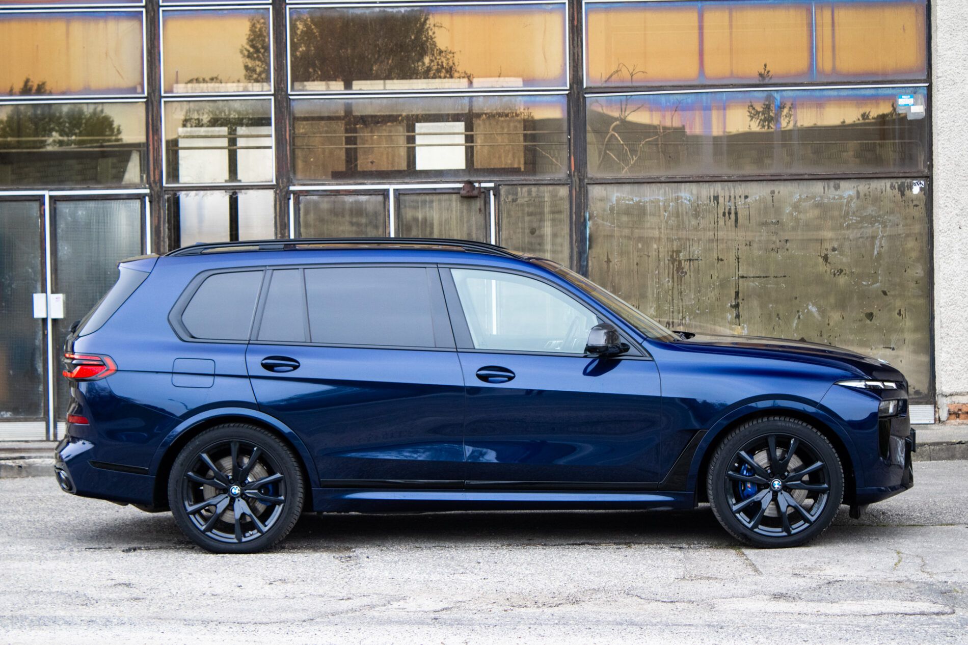 BMW X7 - fotka 4