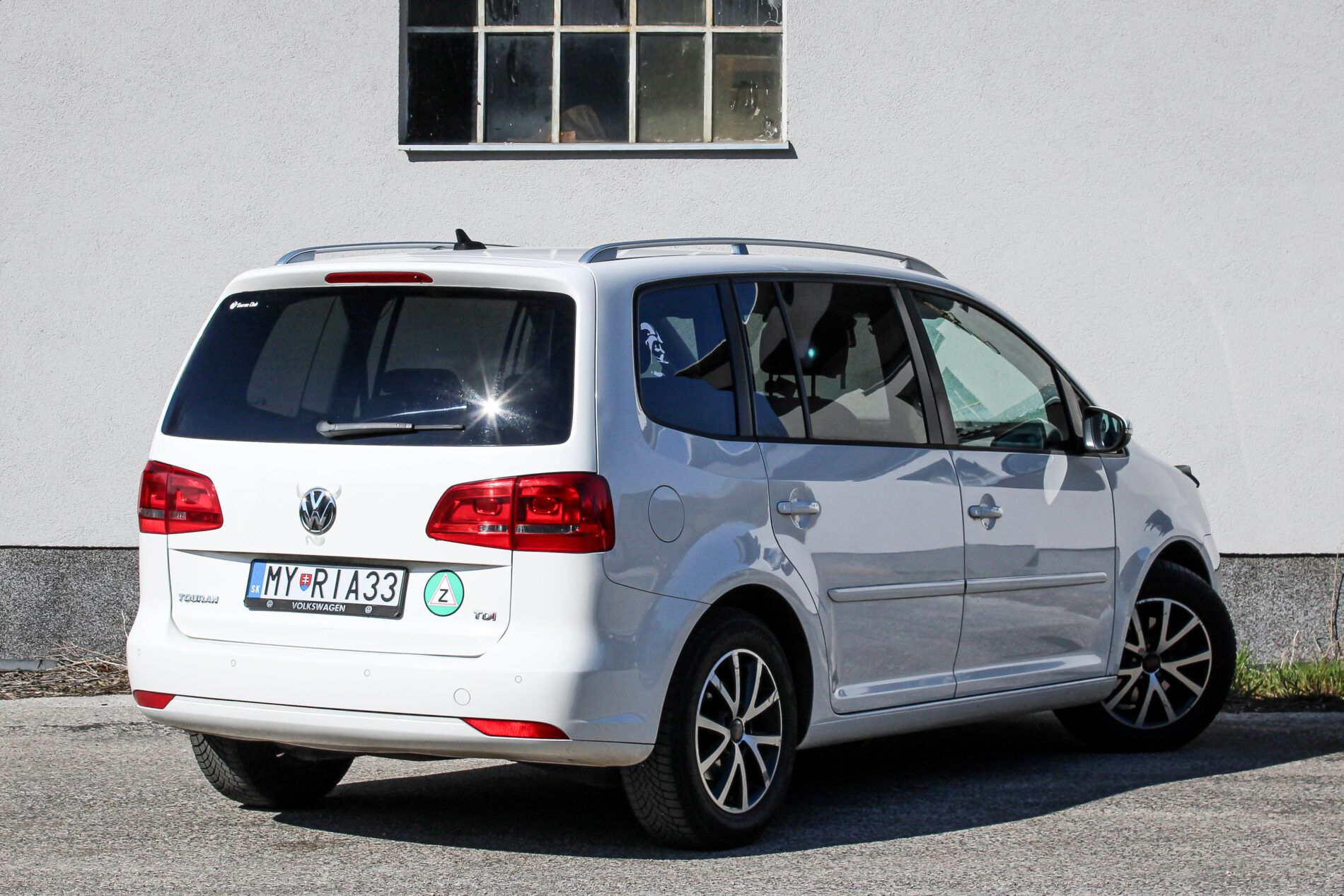 Volkswagen Touran - fotka 5