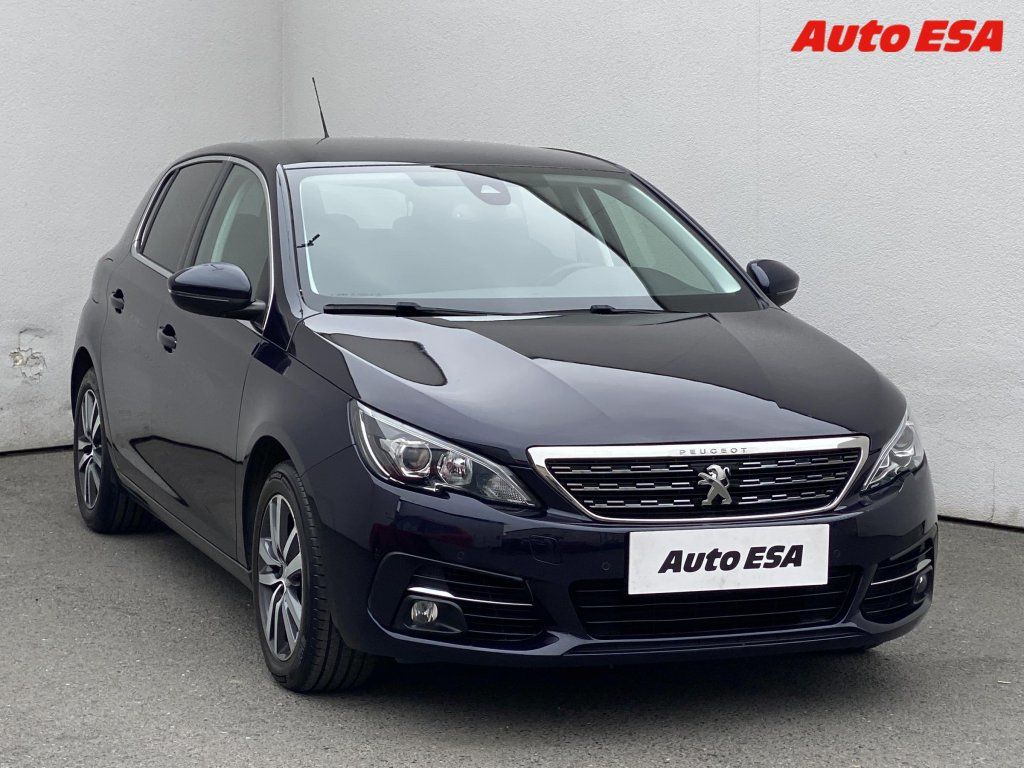 Peugeot 308, 1.2PT,Allure,AT,navi,TZ
