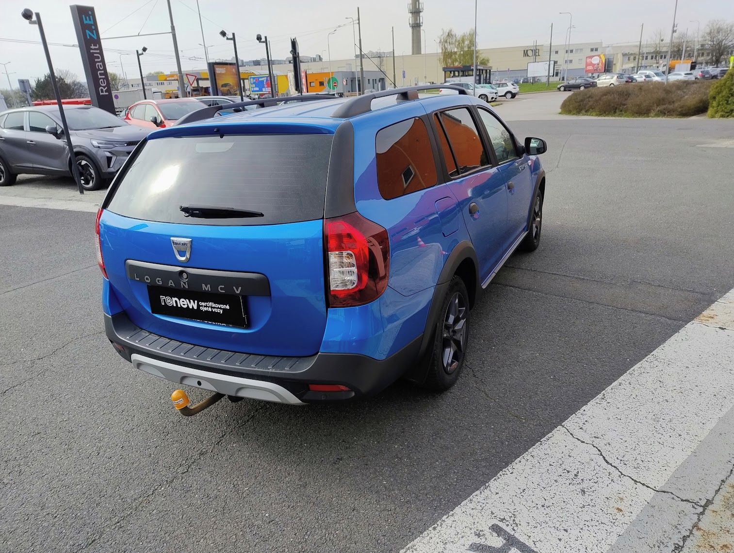 Dacia Logan, 1,5 dCi 66 kW/90 Stepway Outdo - fotka 4