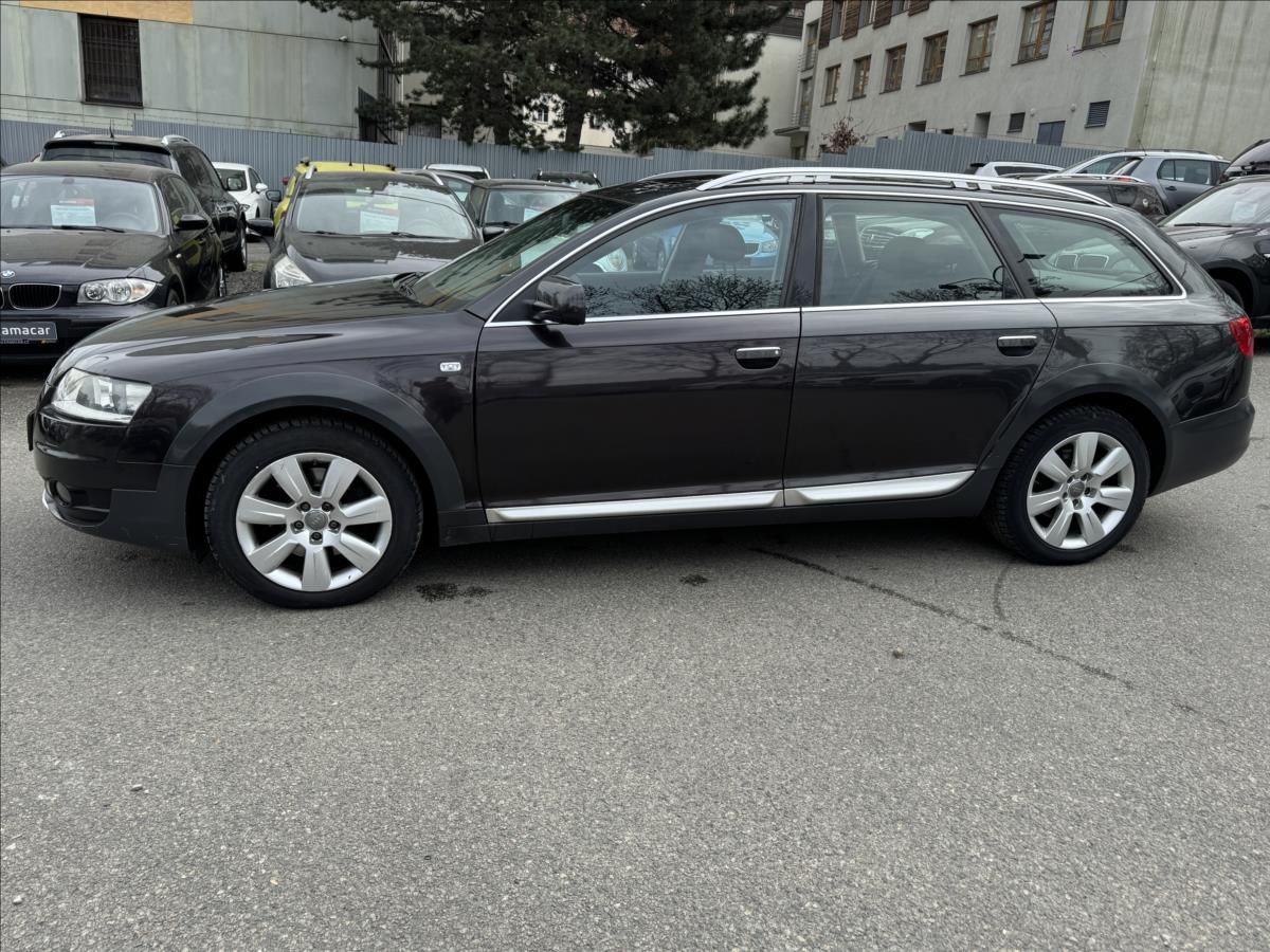 Audi A6 allroad, 3,0 BEZ KOROZE+TAŽNÝ.!! - fotka 4