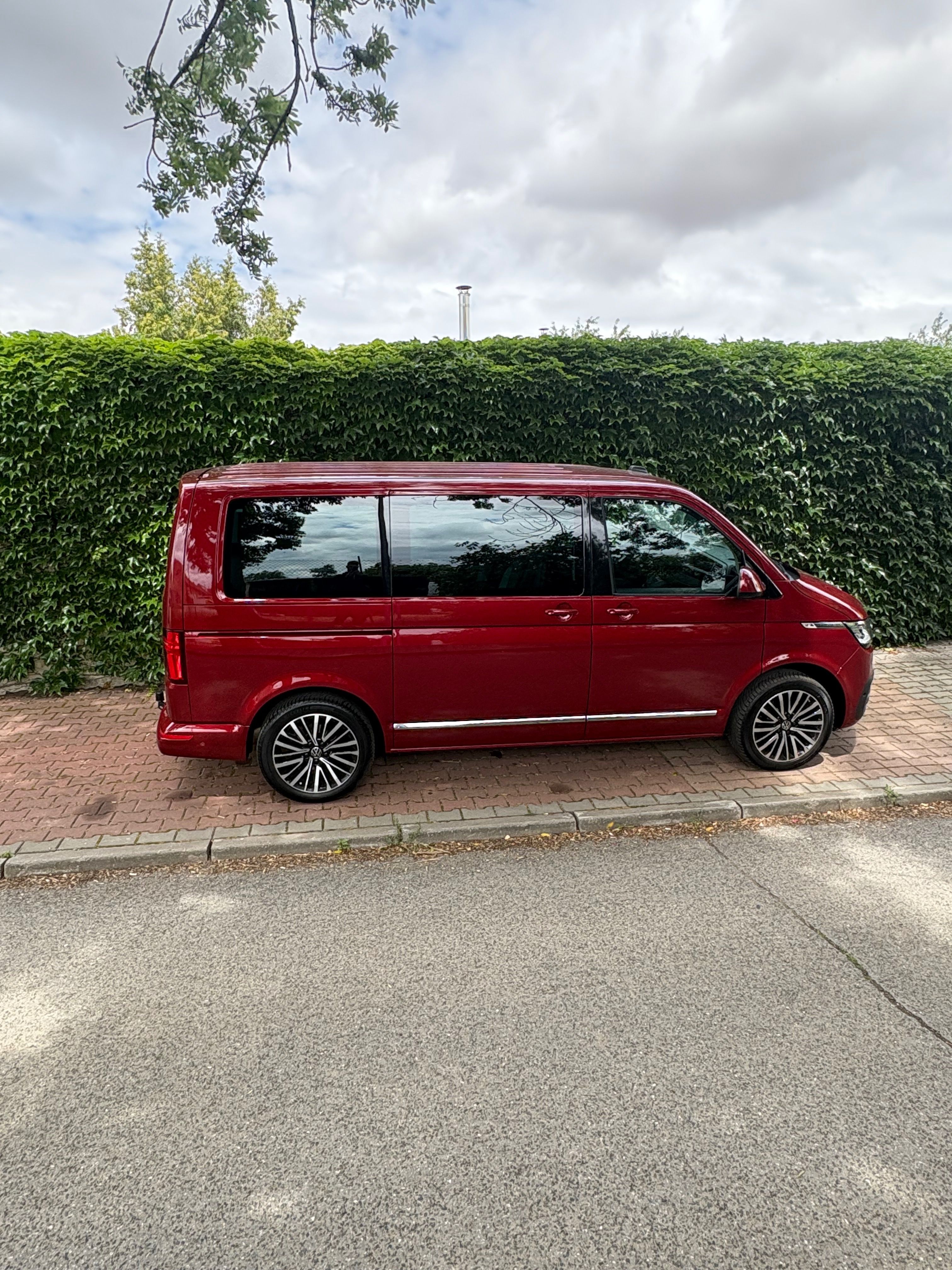 Volkswagen Multivan, Highline Led 1.Majitel  CZ - fotka 2