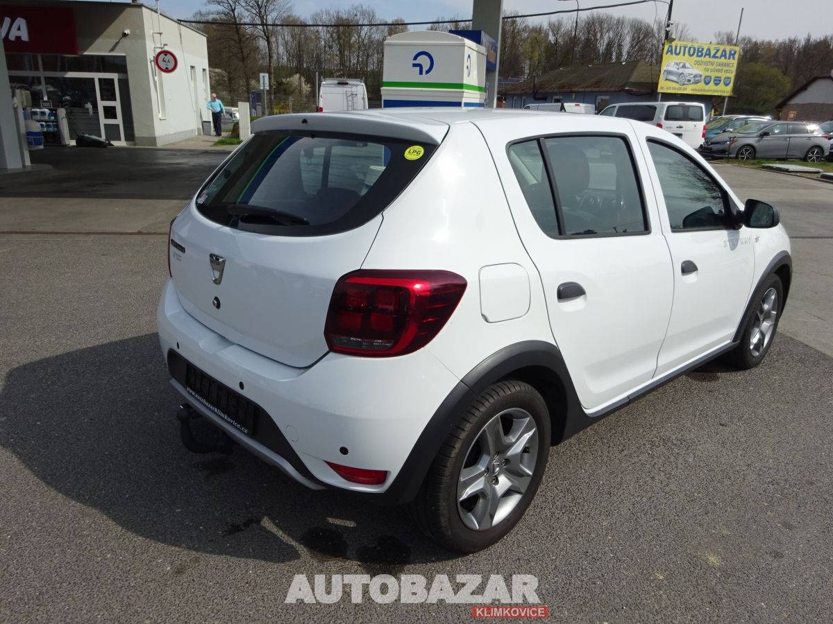 Dacia Sandero - fotka 6