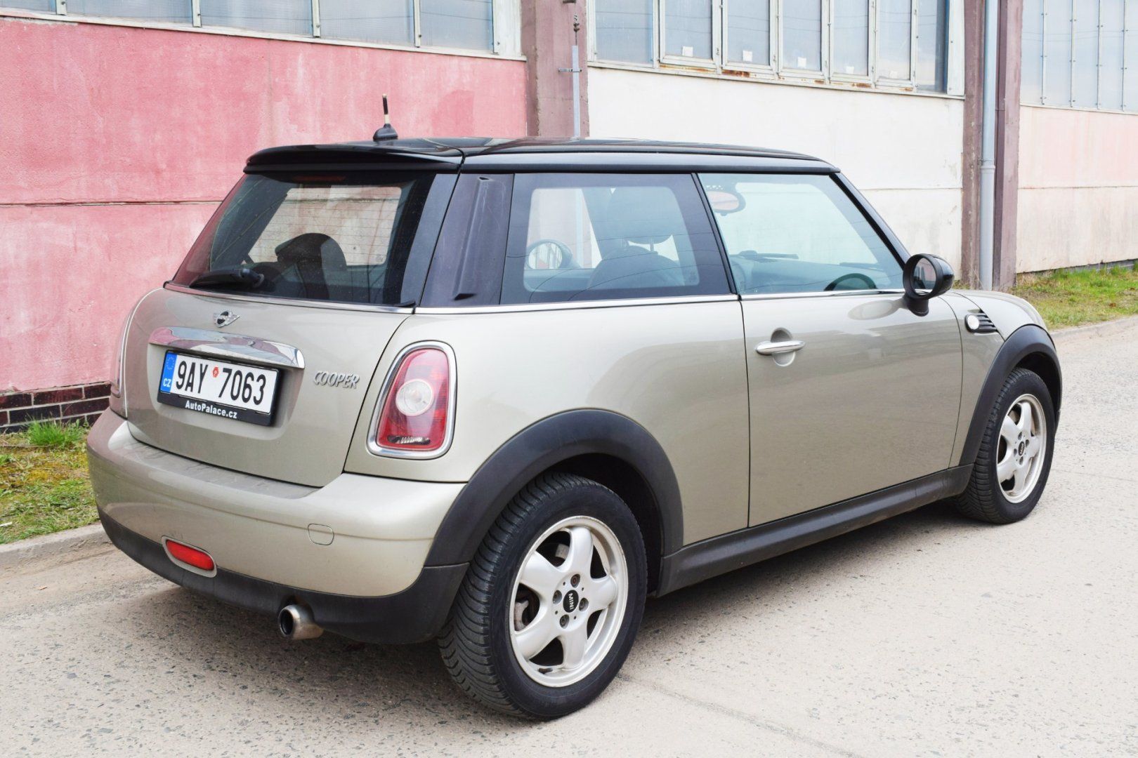 Mini Cooper, 1.6i/2008 FACE/KŮŽE/PANORAMA/ - fotka 6